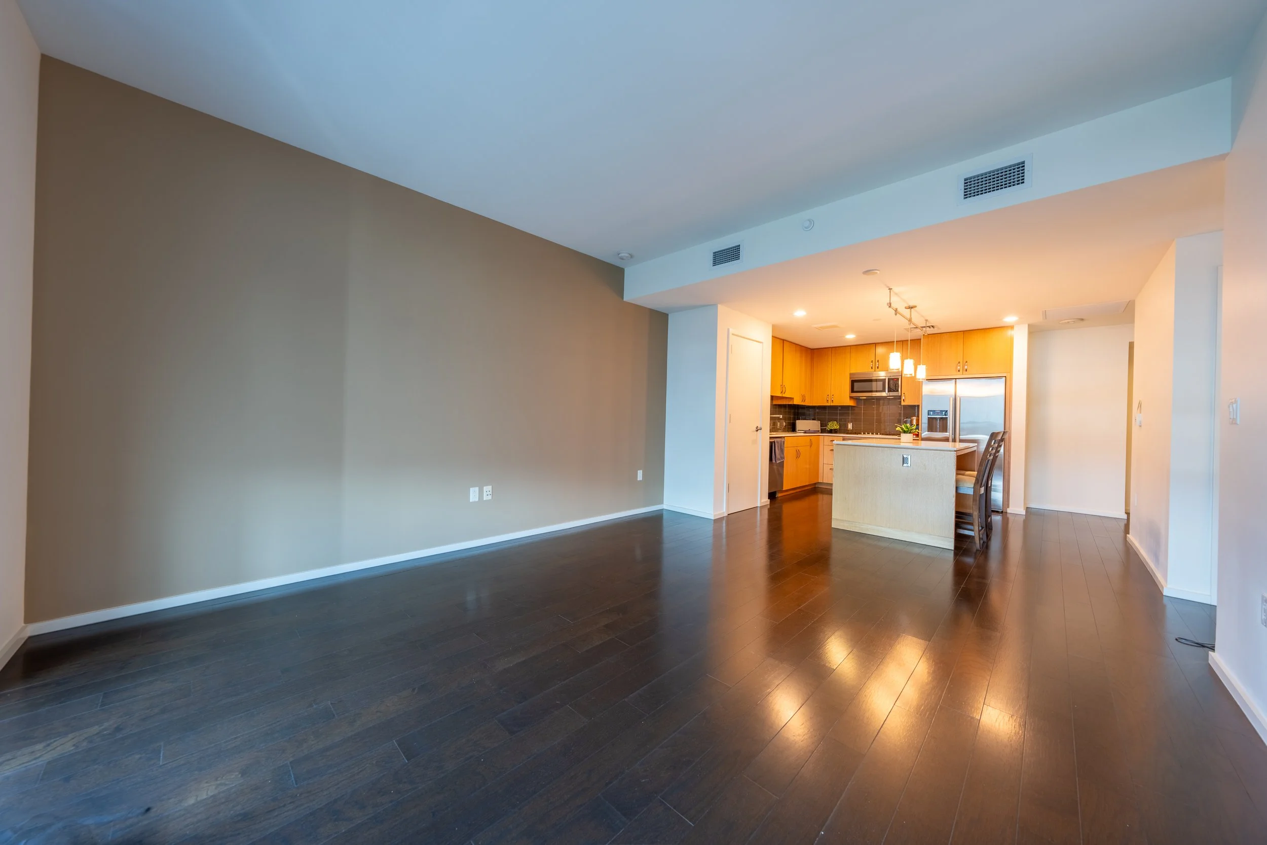 Regent Condo-8.jpg