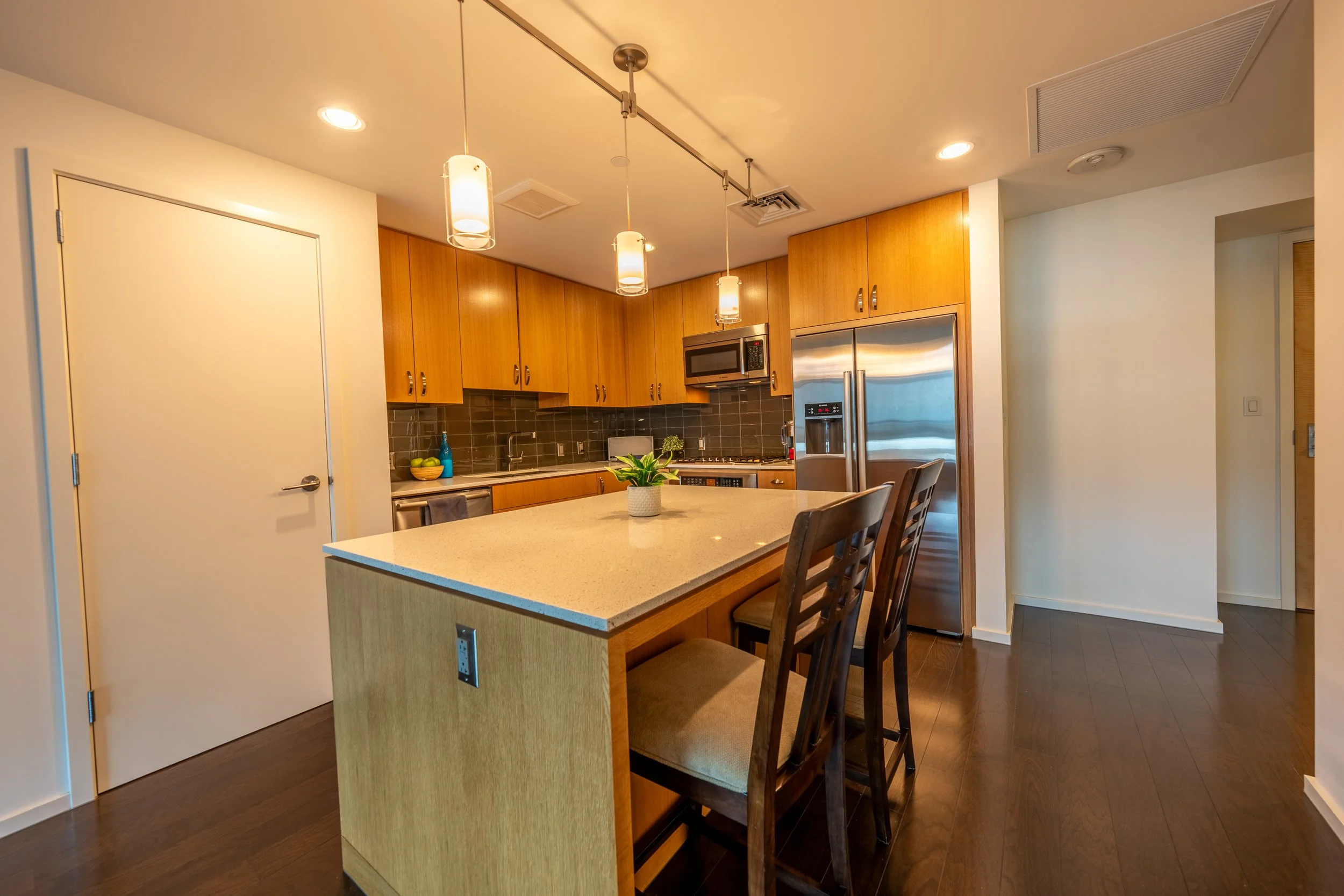 Regent Condo-2.jpg