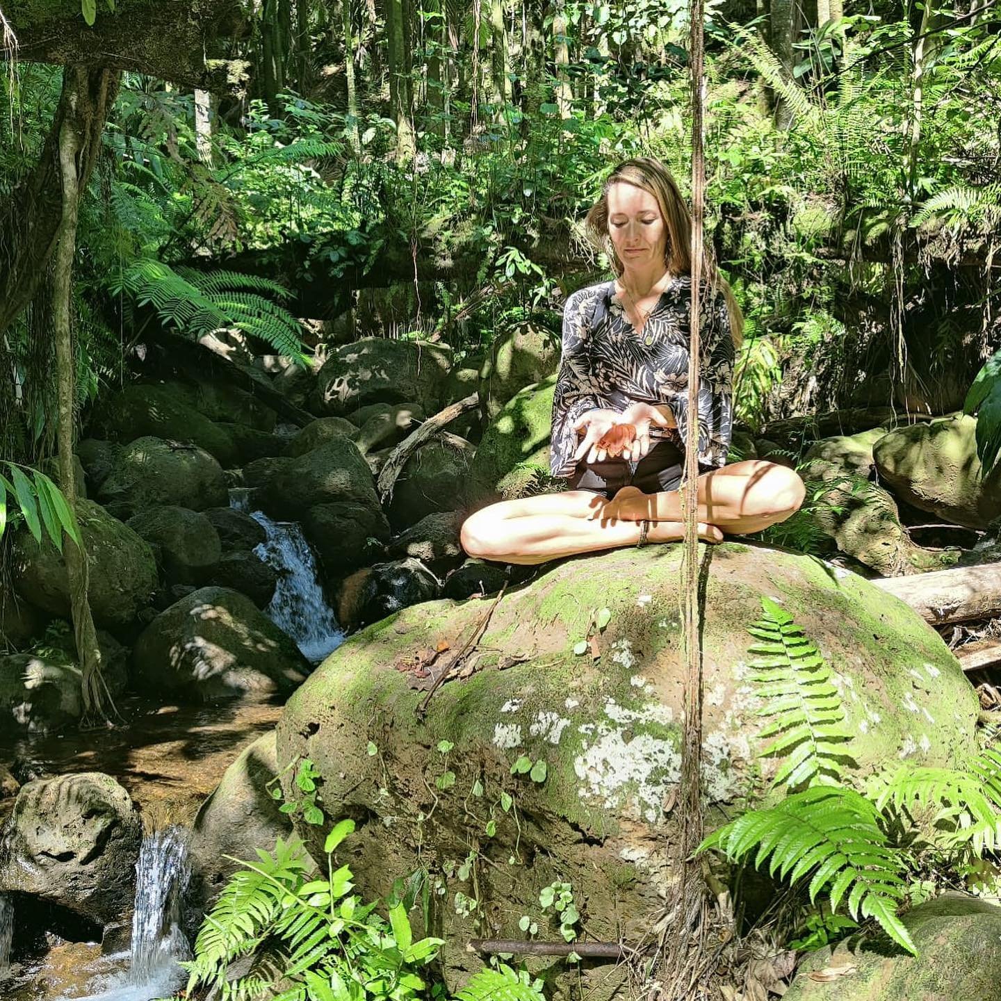 Meet Iris 🙏🏽 E-RYT 500 Yoga Teacher 🪷 and SAHA YTT lead trainer, Sacred Cacao Ceremonialist with a background in McS Social Psychology. 

Iris has been involved in (silent) meditation since 2006 meditation and practicing yoga since 2011 to recover