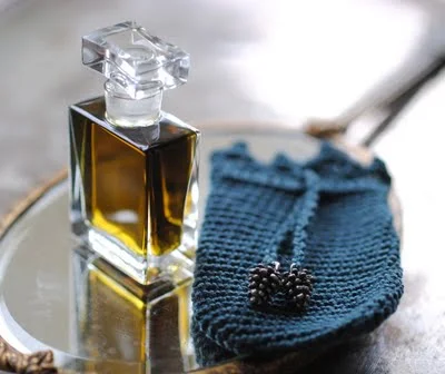Photo by Roxana Illuminated Perfume