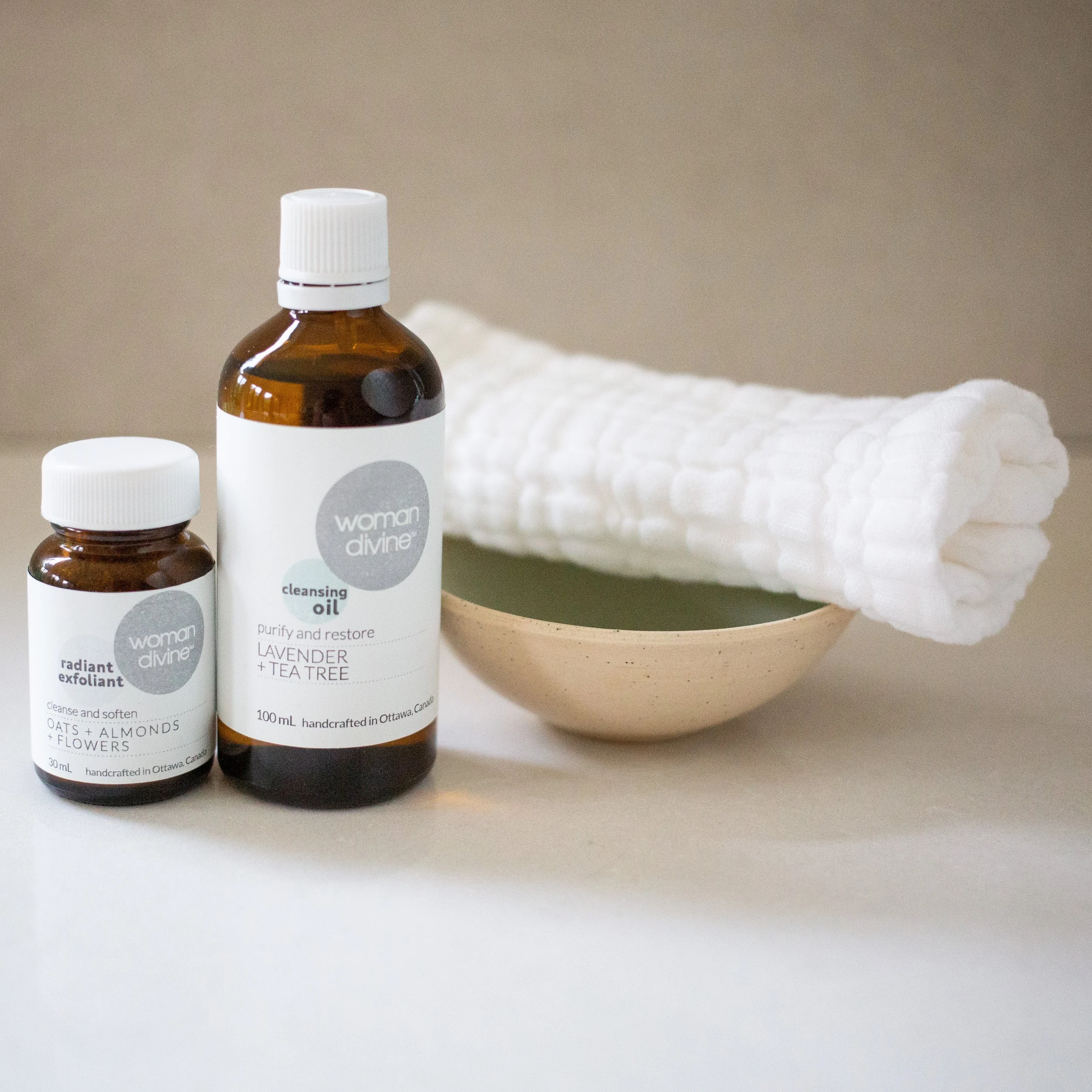 WOMAN DIVINE CLEANSING RITUAL