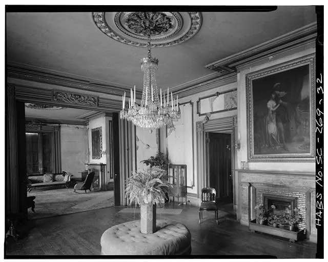 First floor southwest room, also known as the two symmetrical drawing rooms.