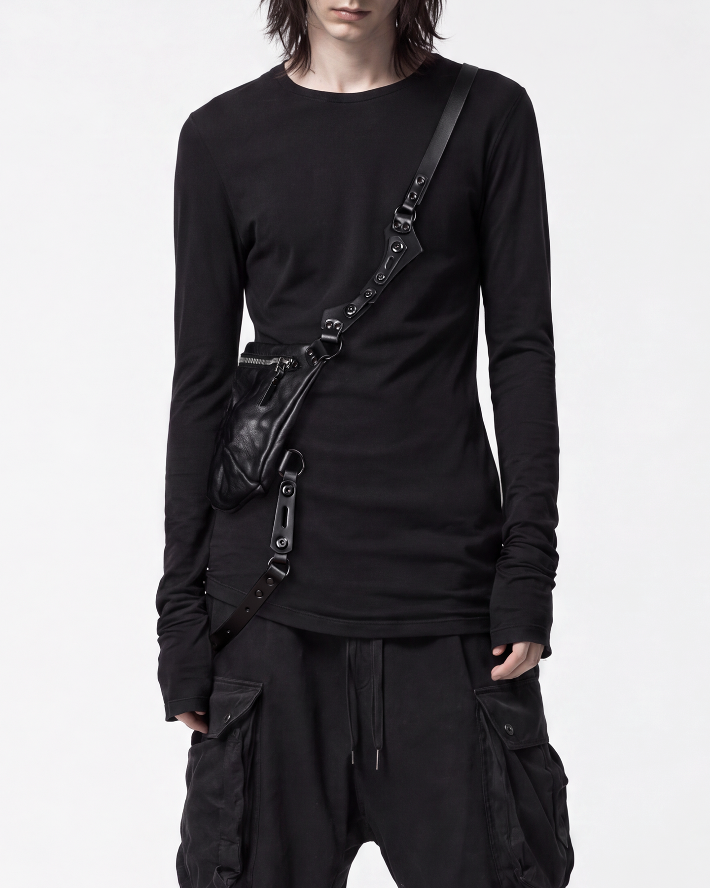 5 ENYO crossbody bag TEO+NG.png