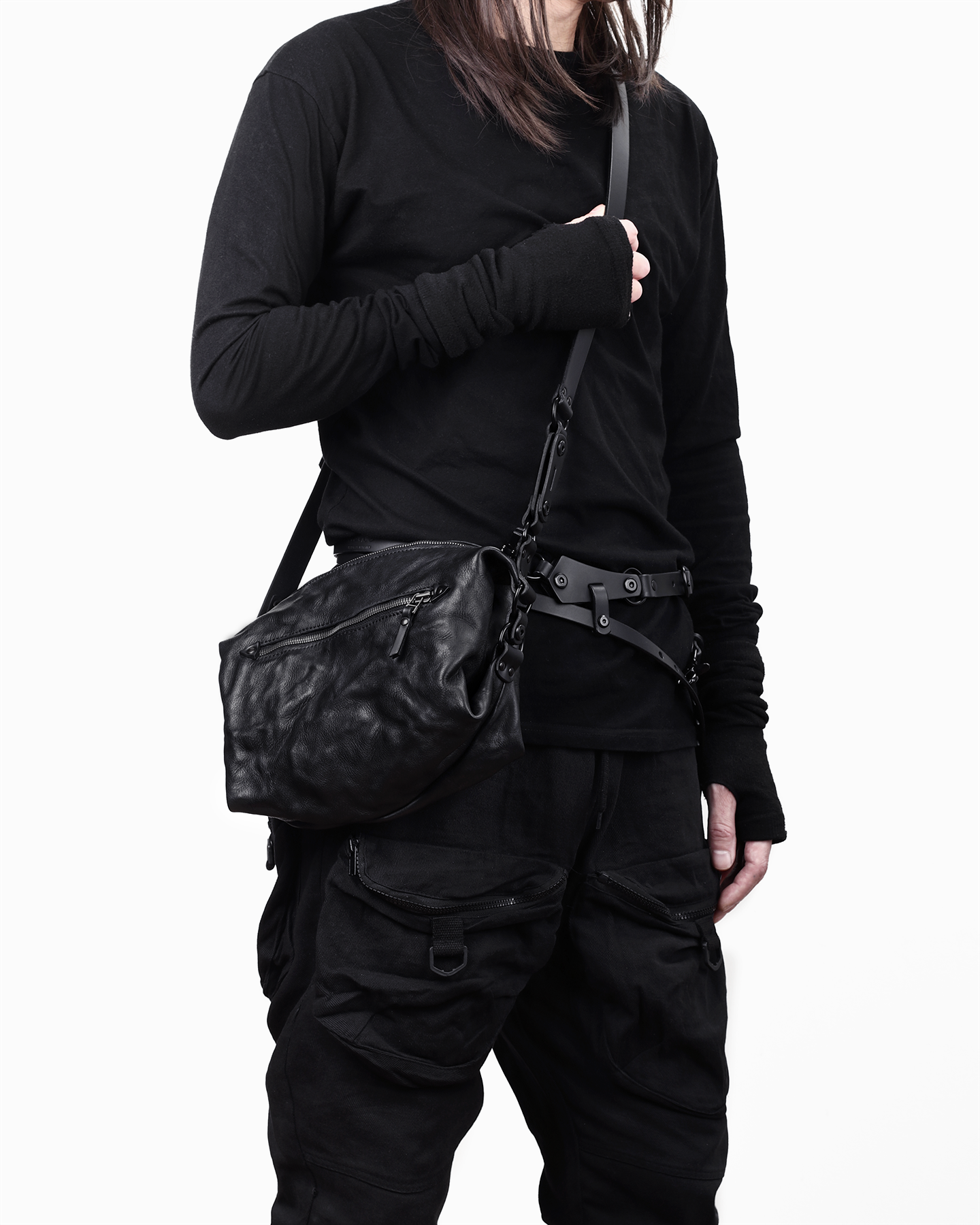 AXEL Black Bag - TEO+NG 5.png