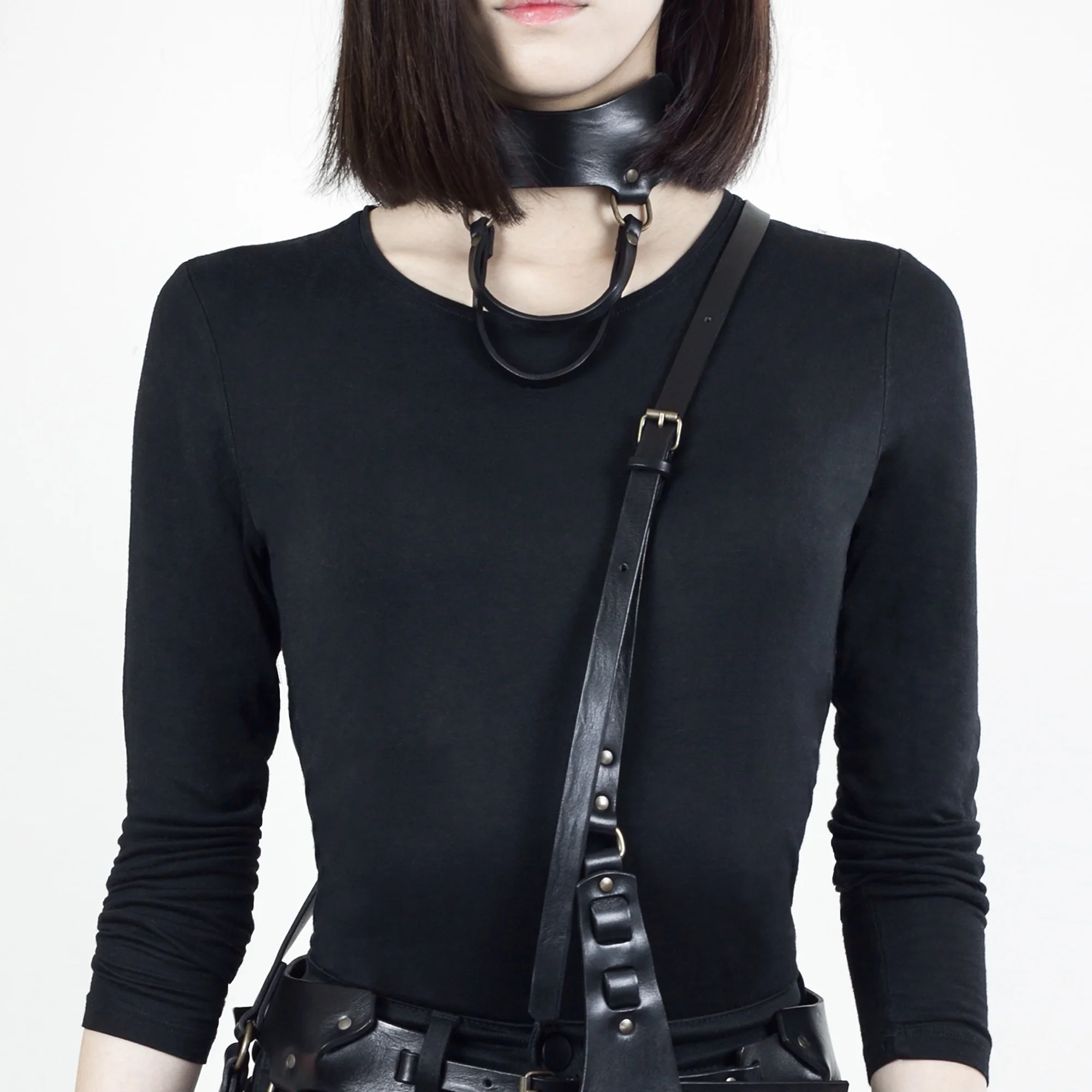 2 Akio Black Choker TEO NG
