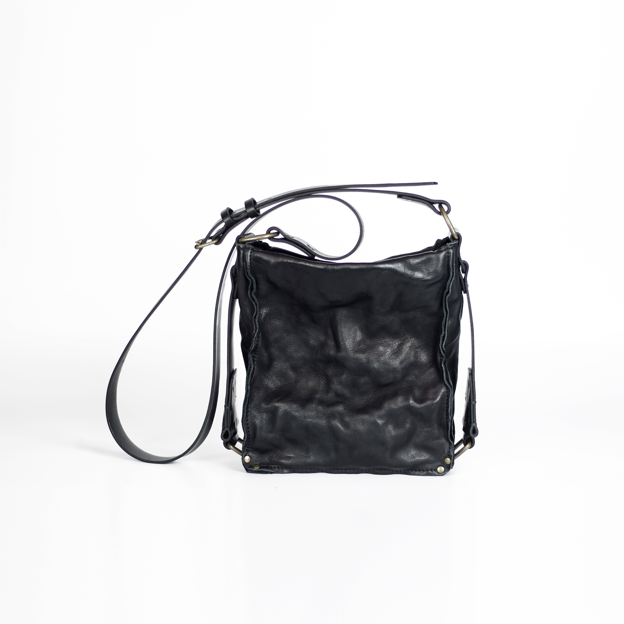 1 TEO NG Maur Black Shoulder Bag