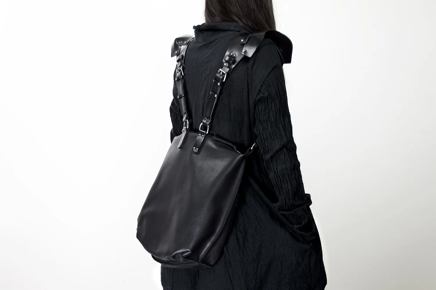 Steris Black Saddle Shoulder Piece Backpack - TEO+NG