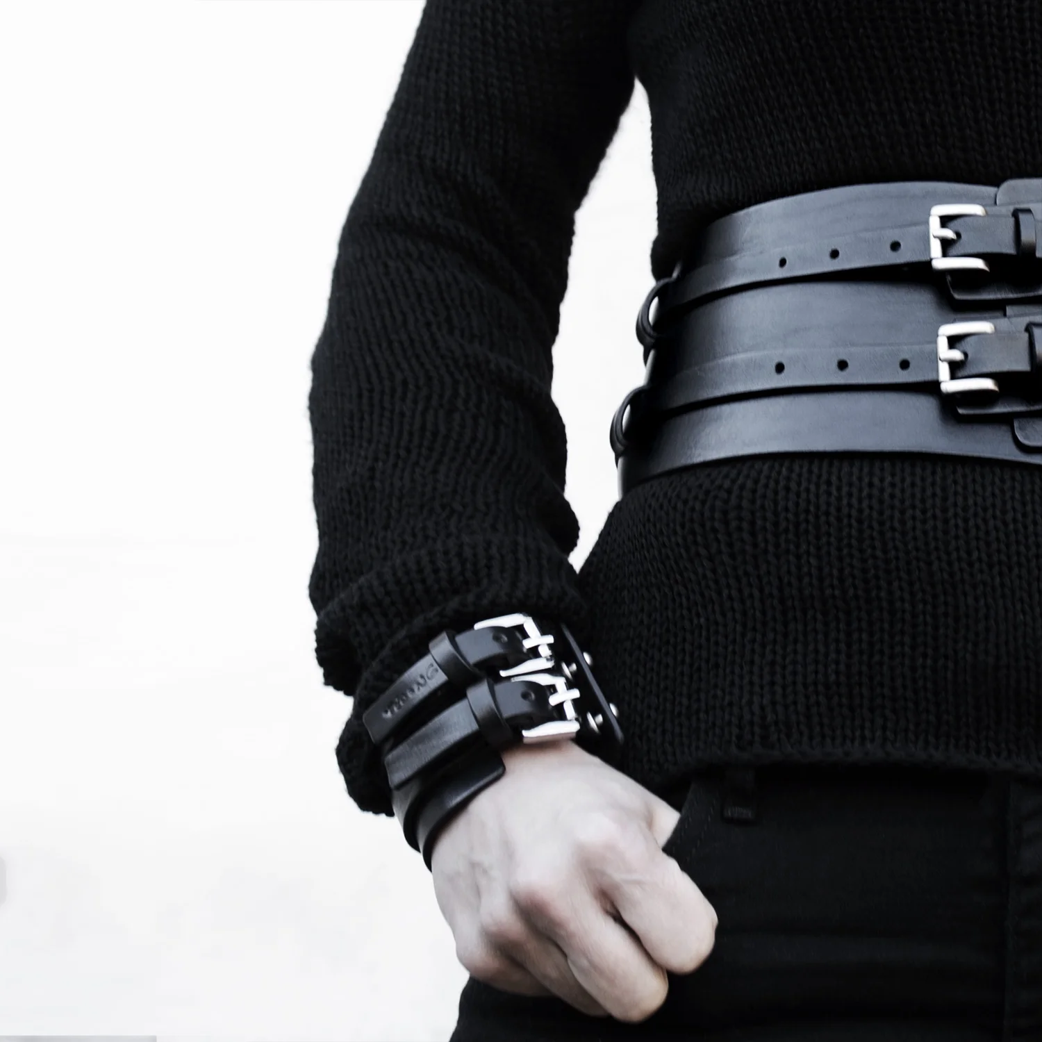 Smtiso Black Cuff - TEO+NG