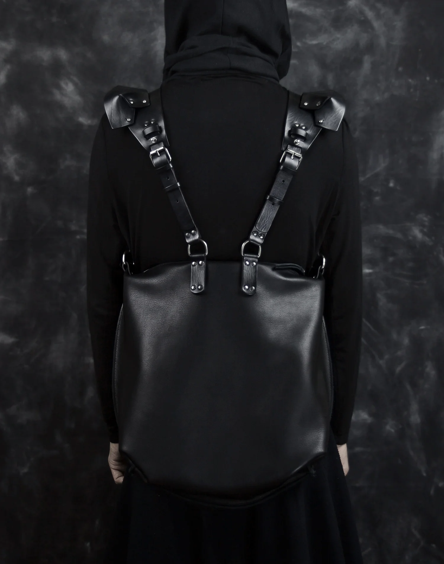 Steris Black Saddle Shoulder Piece Backpack - TEO+NG