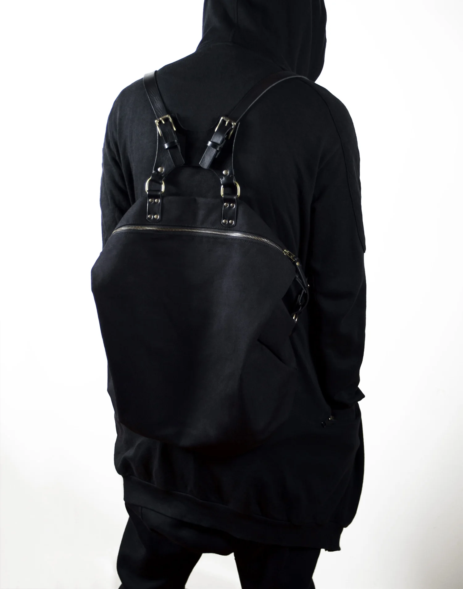 Takiso Black Canvas Backpack - TEO+NG