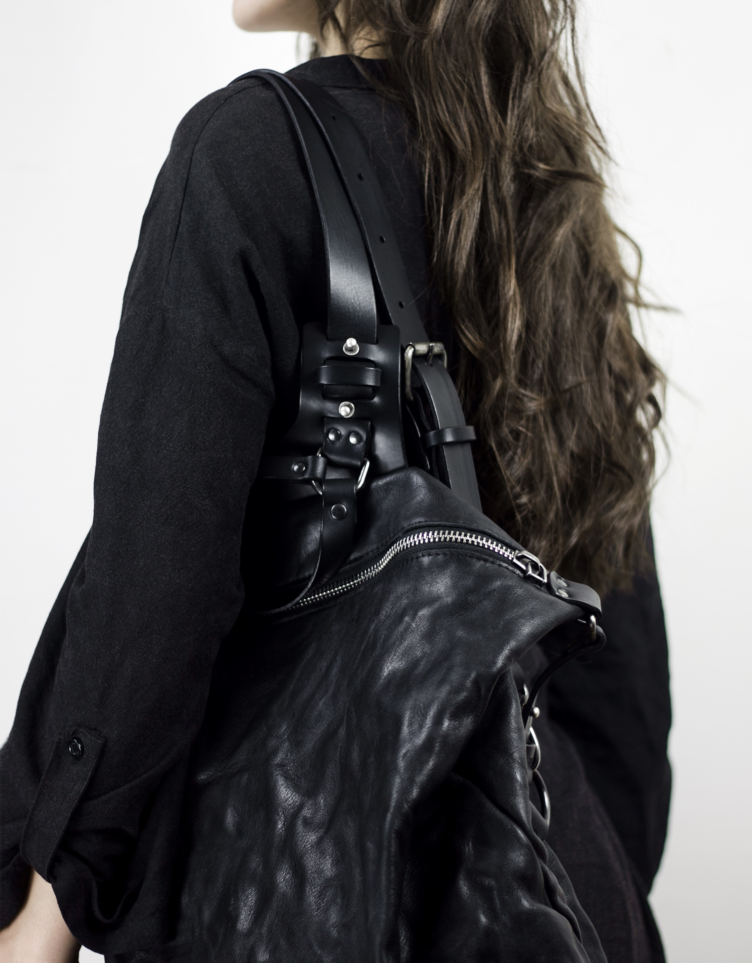 Spiro V Black Harness Backpack - TEO+NG