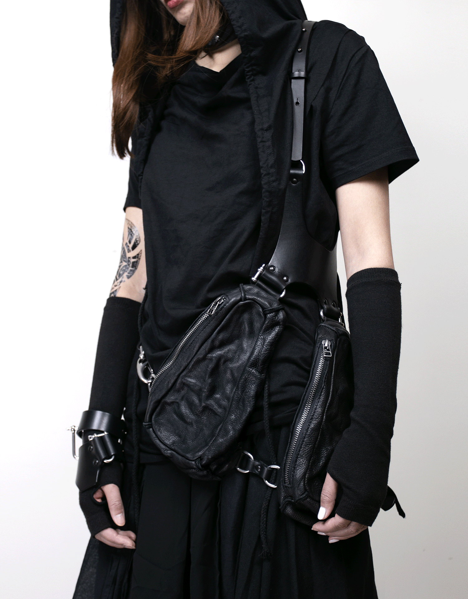 Kyu Black Leather Pouches Harness — TEO+NG — TEO+NG