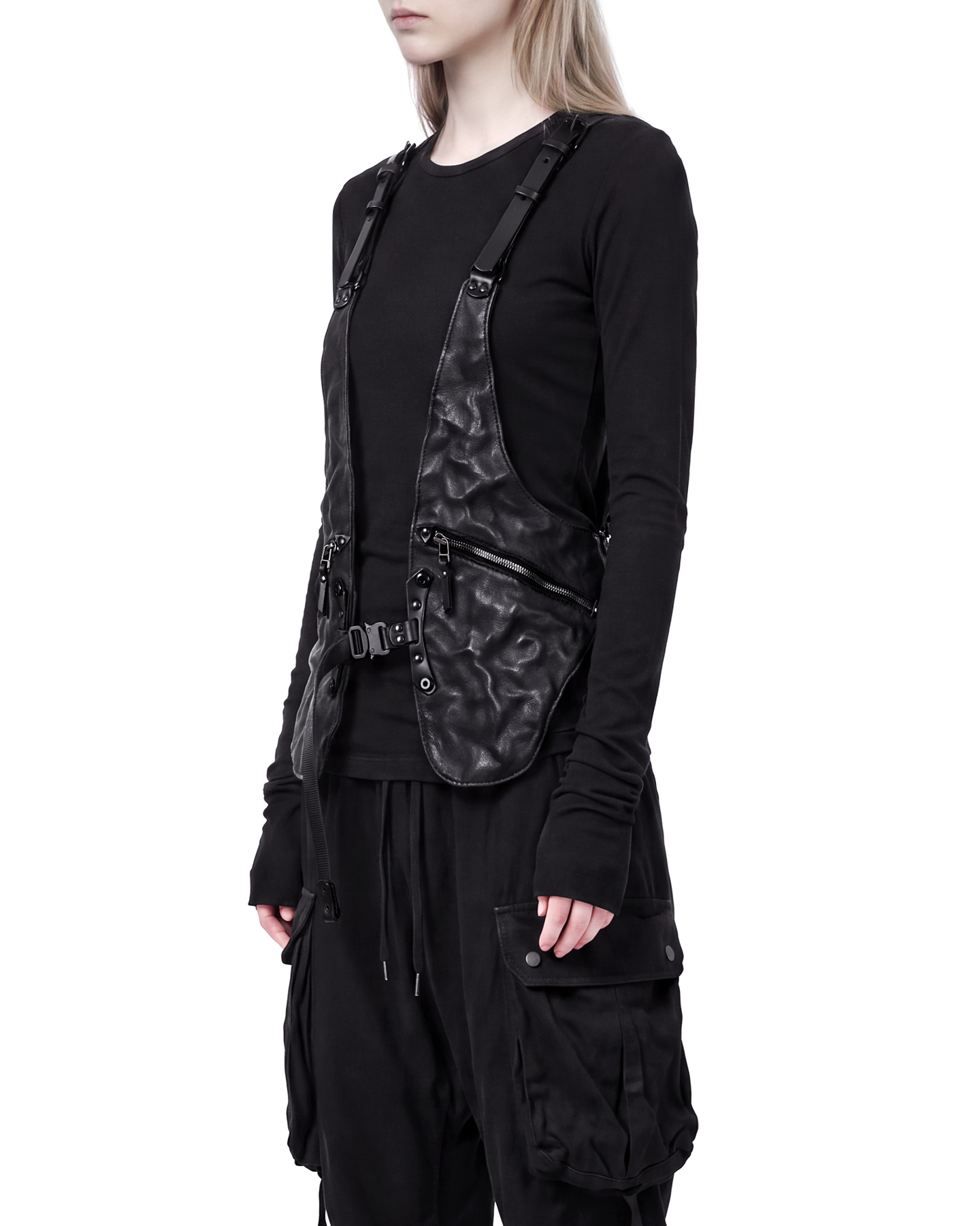 VOSS Black Vest TEO+NG 8.png