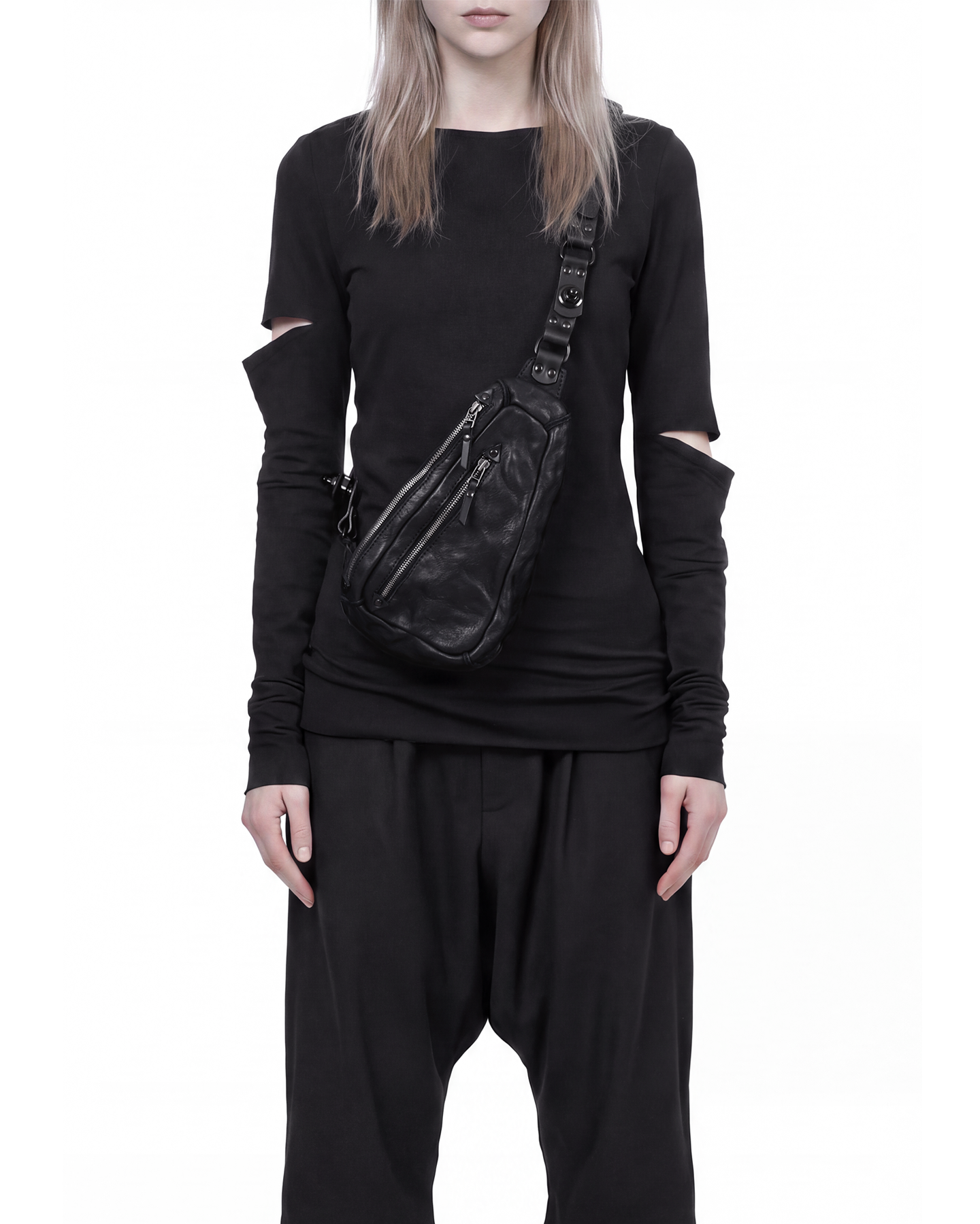 KOEI Black Crossbody Bag TEO+NG 1-.png