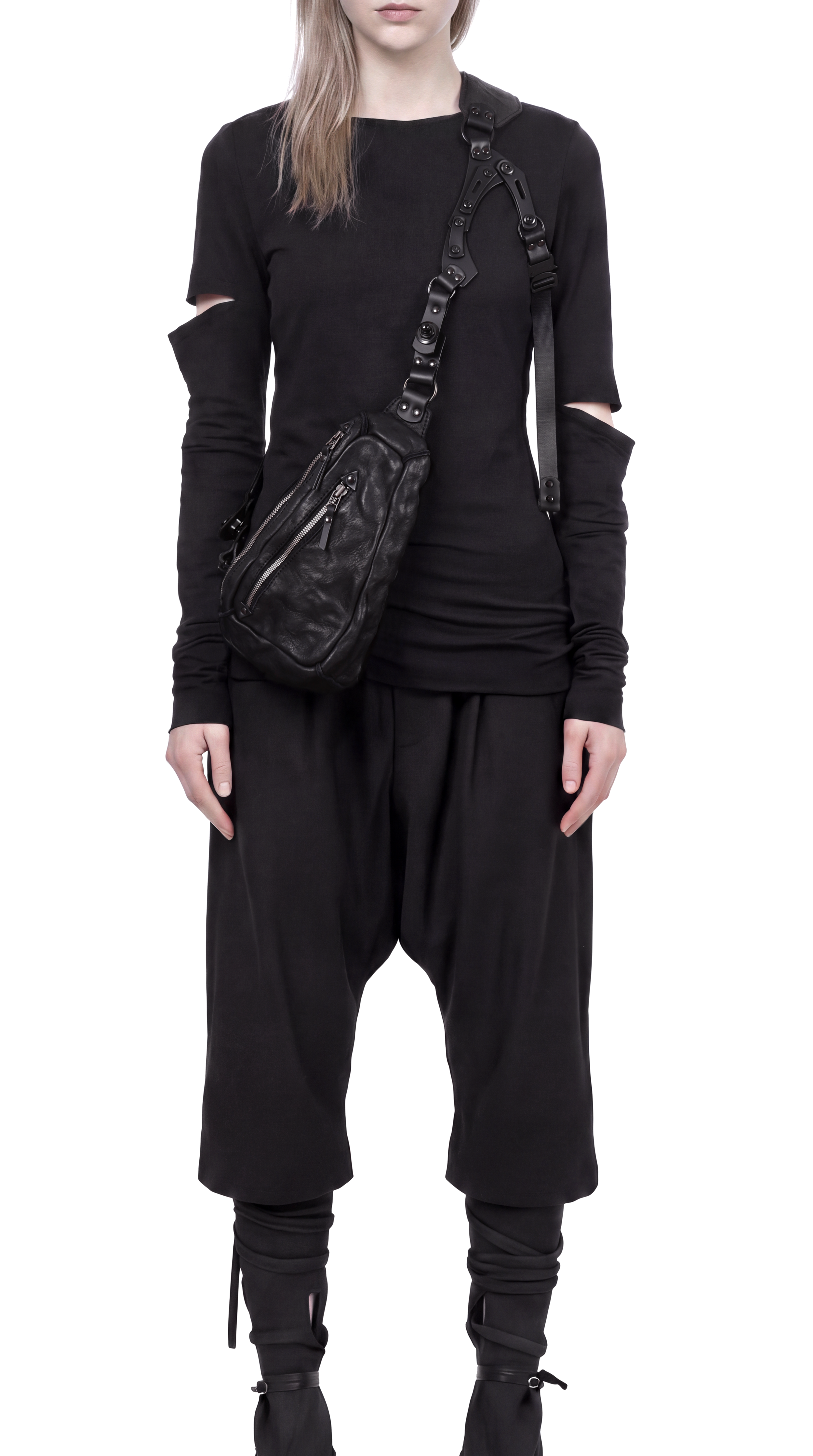KOEI Black Crossbody Bag TEO+NG 5-.png