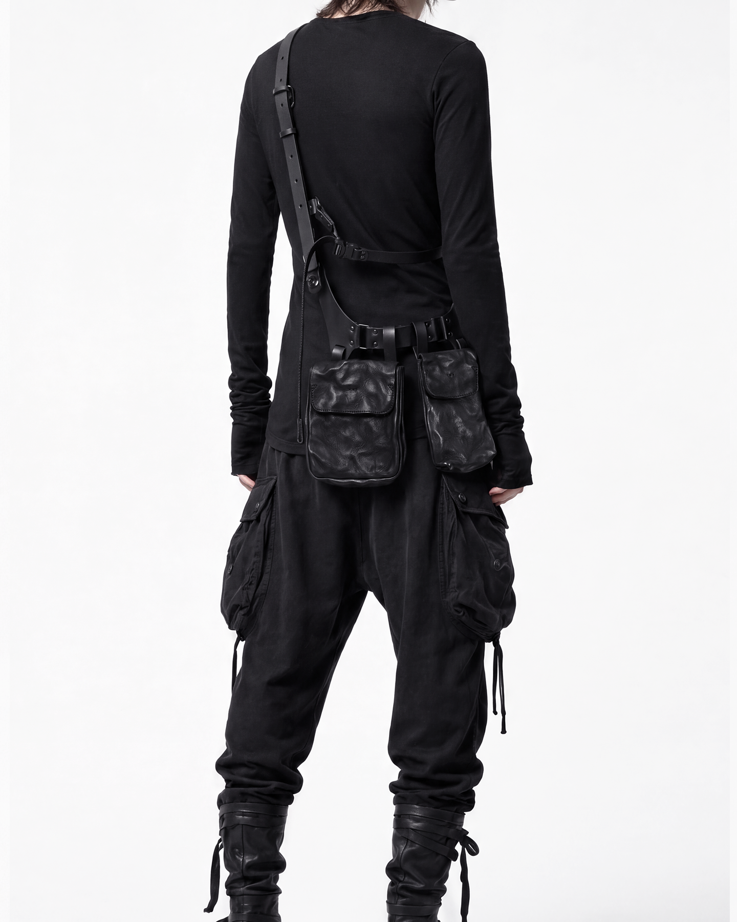 MOO L Black Double Pouch Bag TEO+NG 3--.png