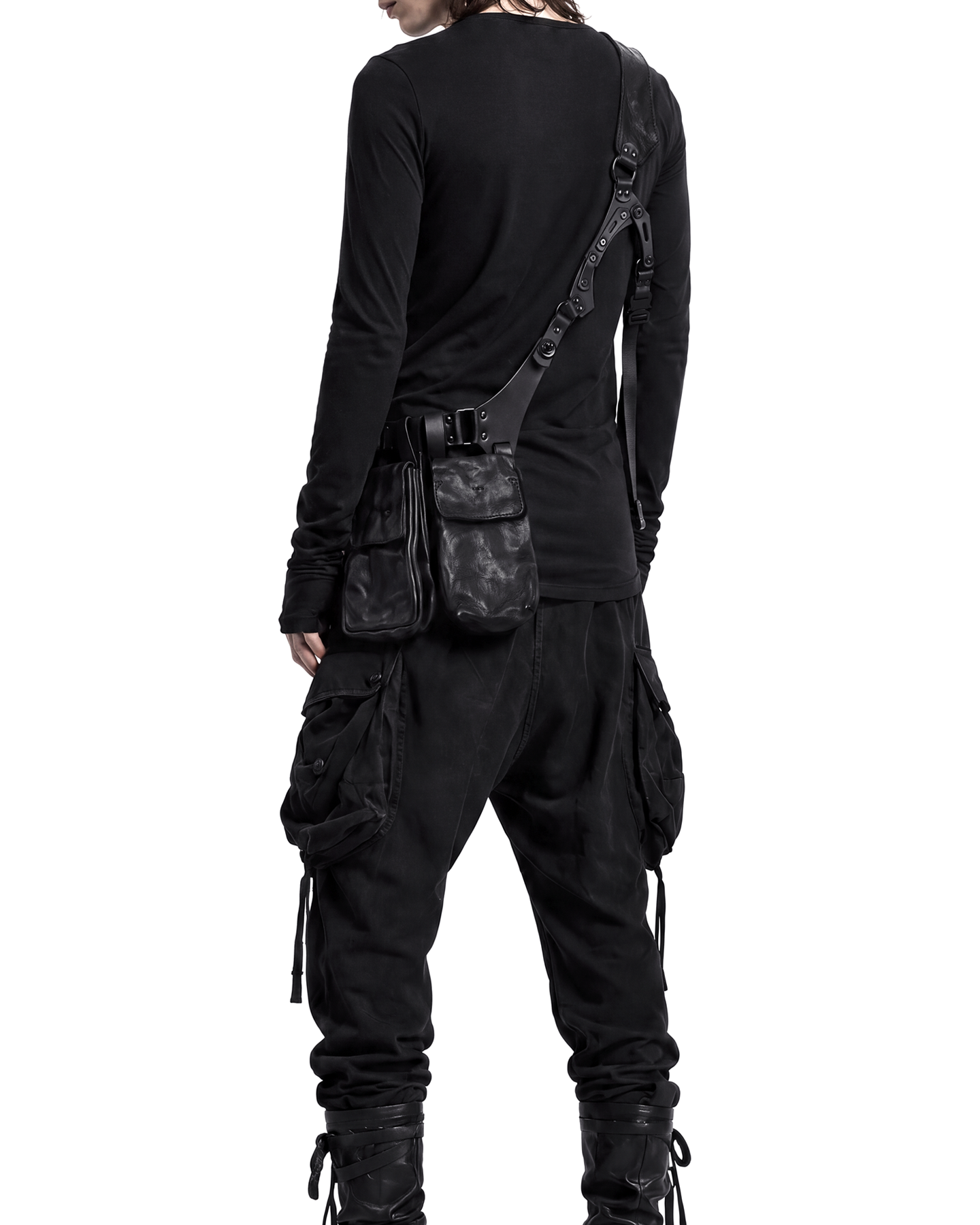 MOO L Black Double Pouch Bag TEO+NG 2-.png
