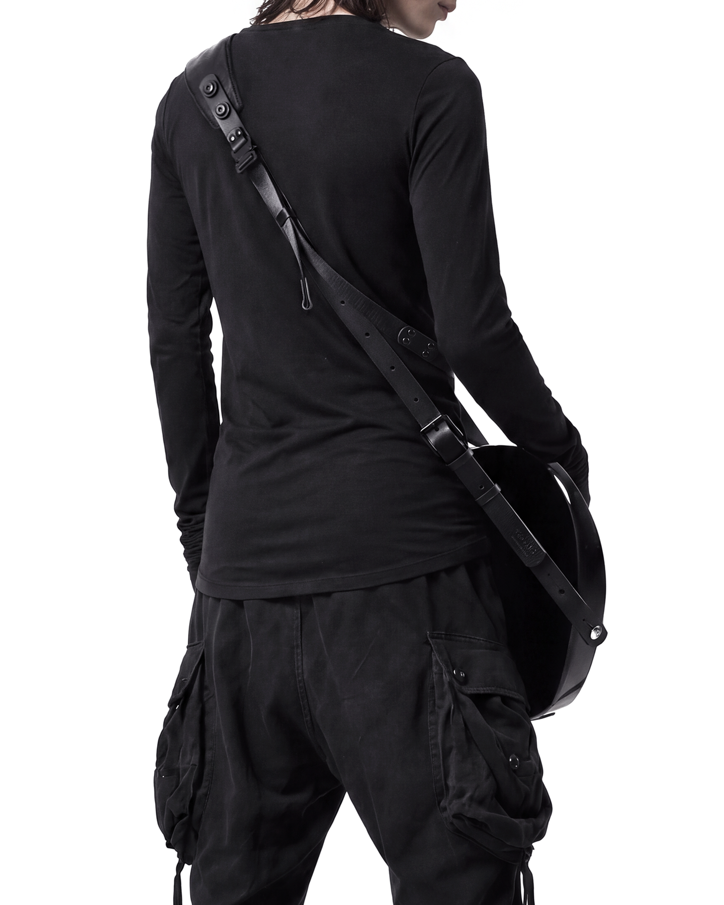 EKYN Black Guitar Strap _ Harness TEO+NG 4.png