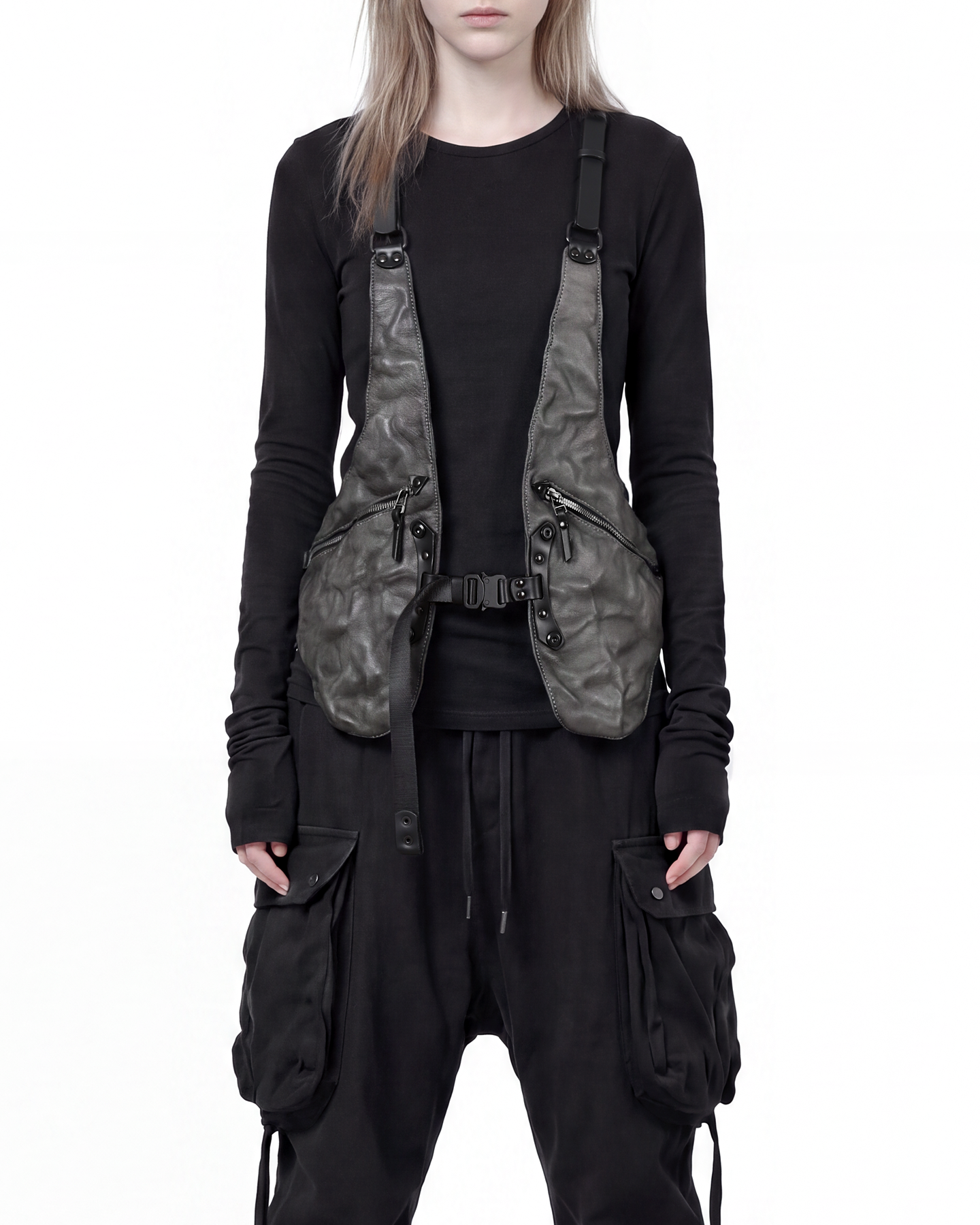VOSS Grey Vest TEO+NG 7.png