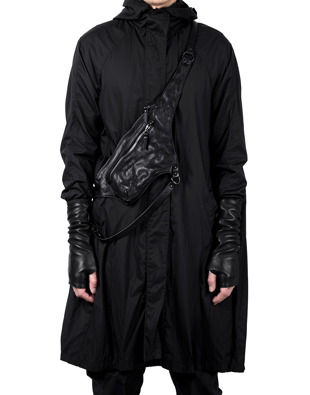 5 Khay+Black+Belt+_+Crossbody+Bag+TEO+NG.png