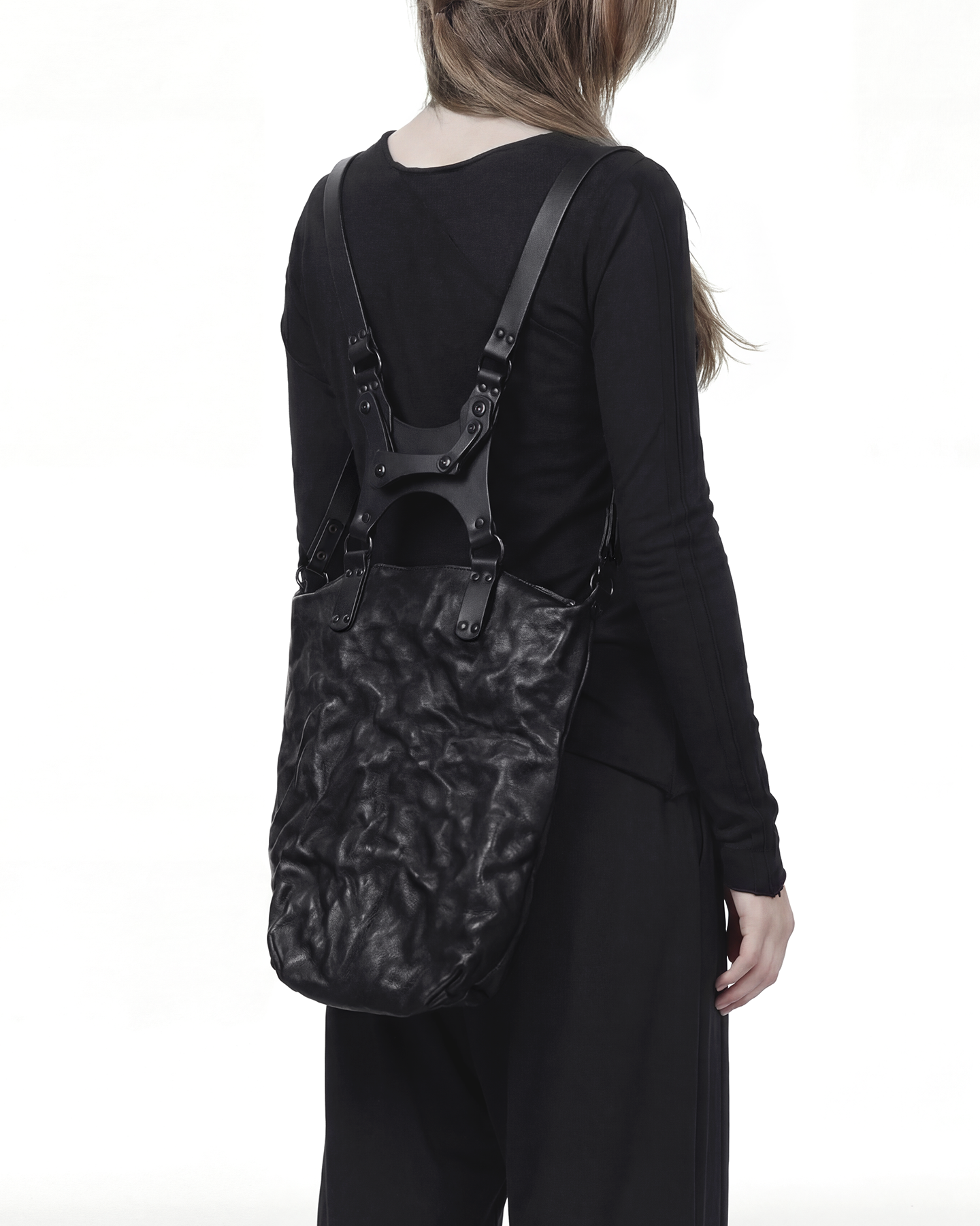 NEO Black Backpack - TEO+NG 4.png (Copy)