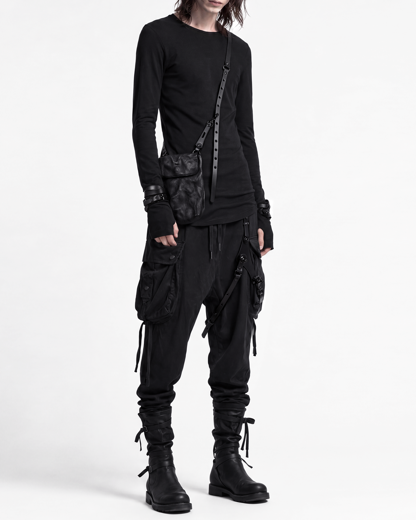 Miro Black Pouch TEO+NG 3.png