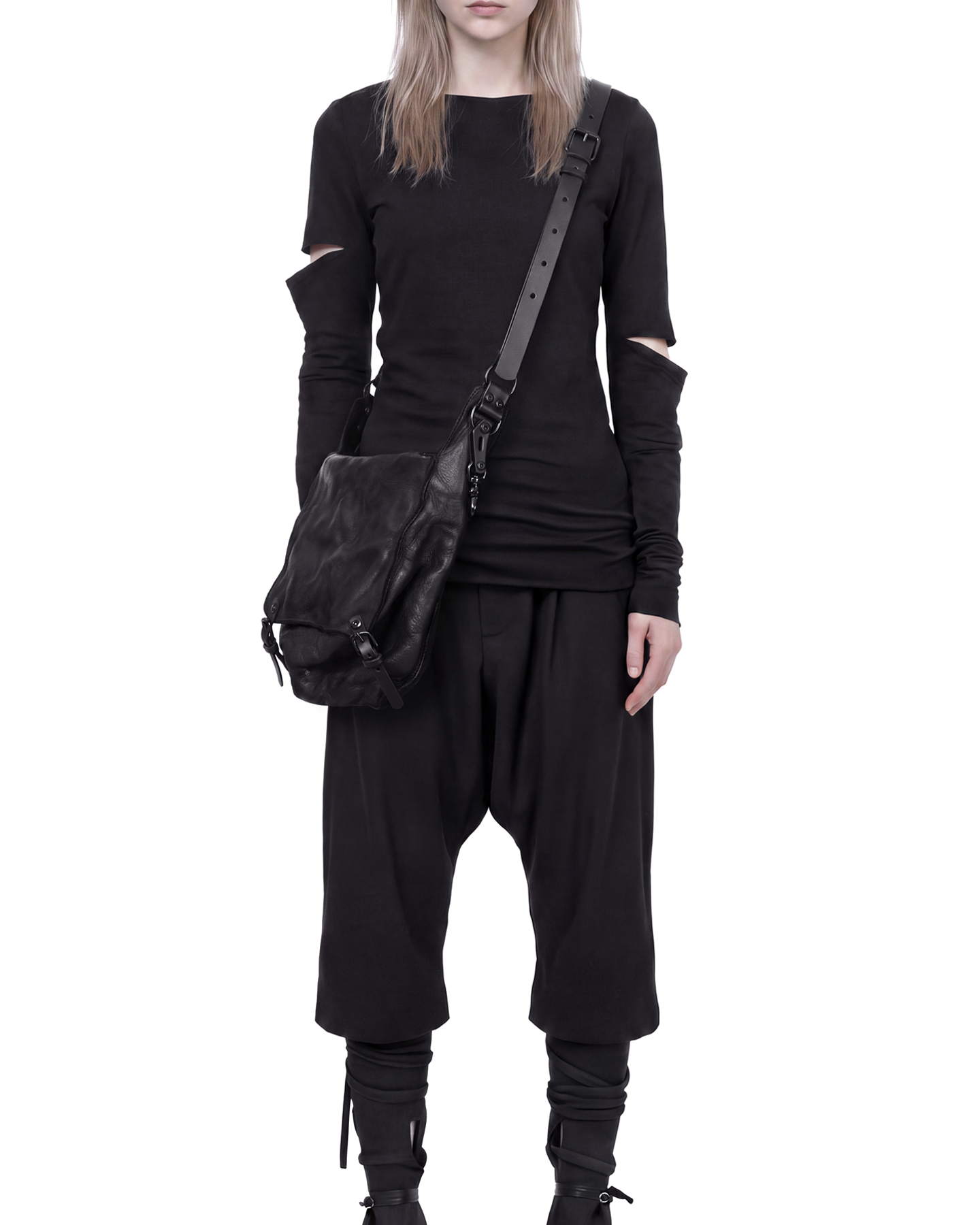 OSKA Black Crossbody Bag TEO+NG 5_.png