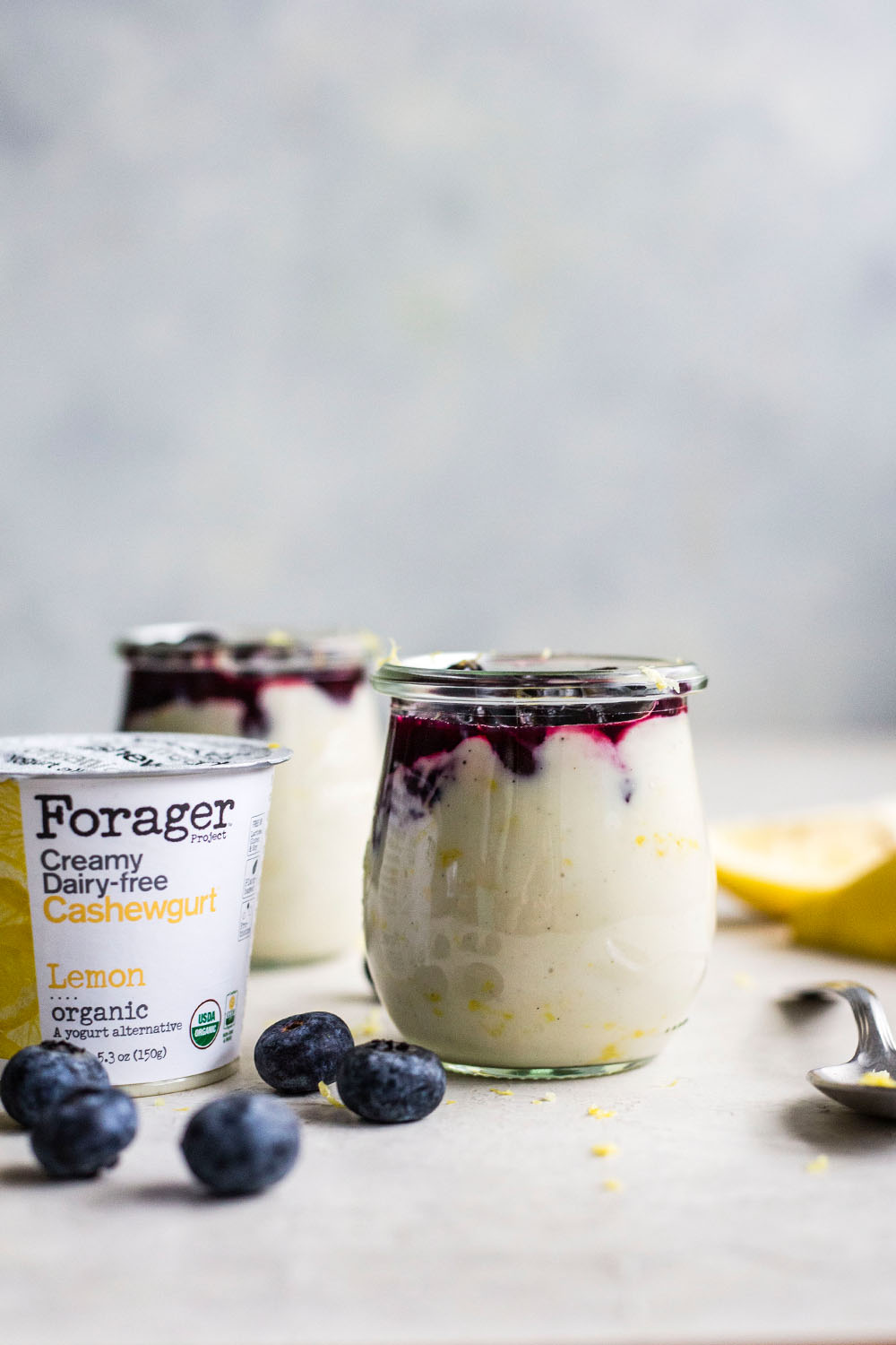 blueberry lemon yogurt parfait 6.jpg