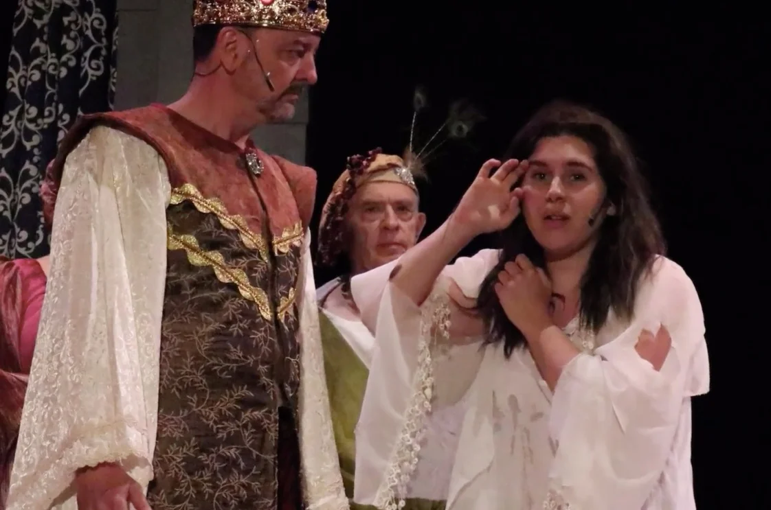  The King and Ophelia 