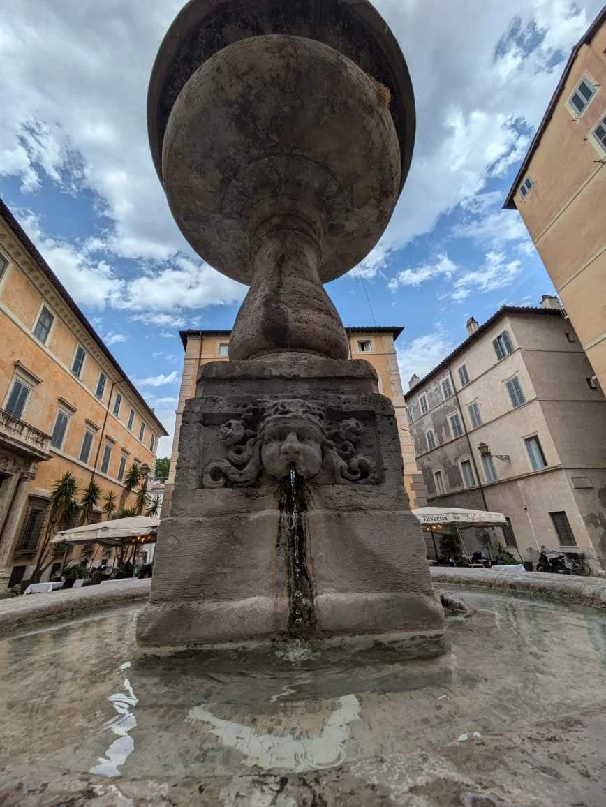 Roaming in Rome: Rome has over 2000 fountains. Must be the largest. Historically they served as a water source and they still do. But what bothers me is they don't have a tap on them. It's really tough for my Indian sustainability oriented brain to w