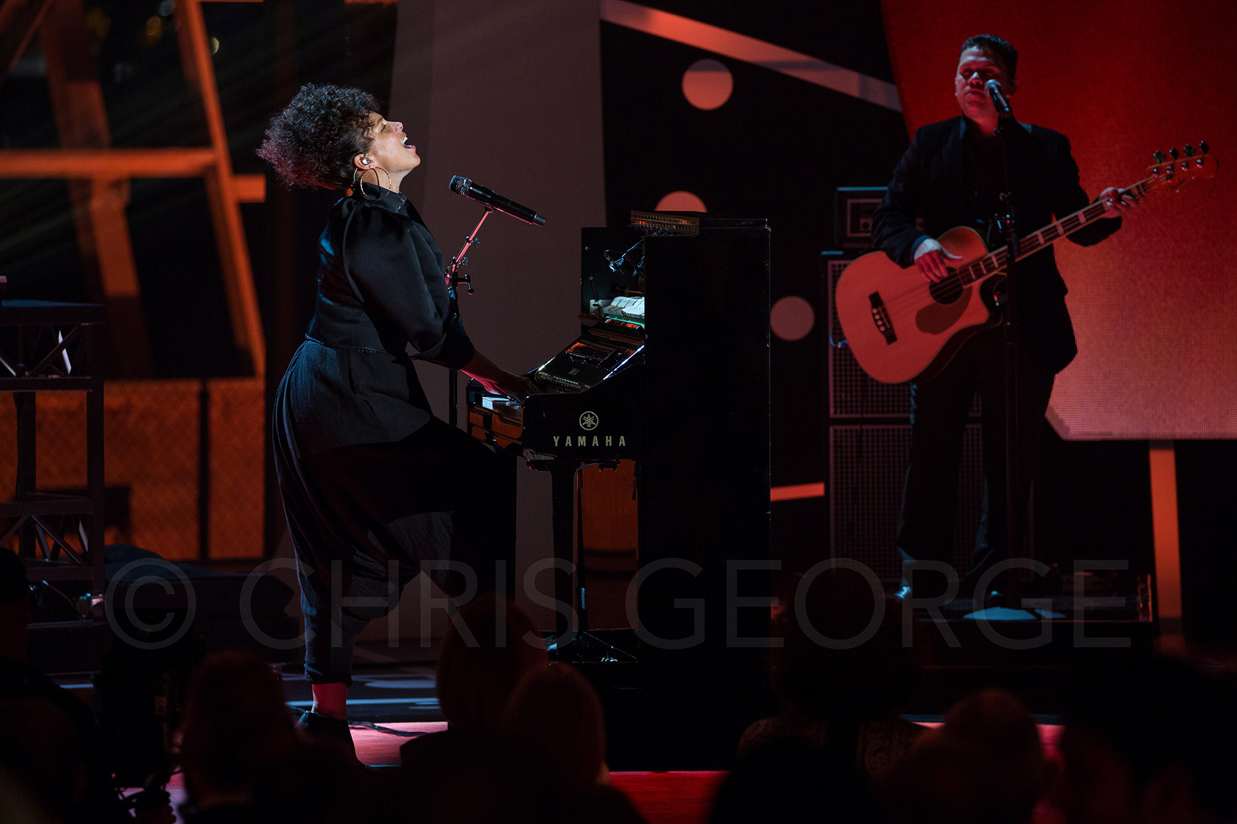 Alicia Keys, Breakthrough Prize, 2016