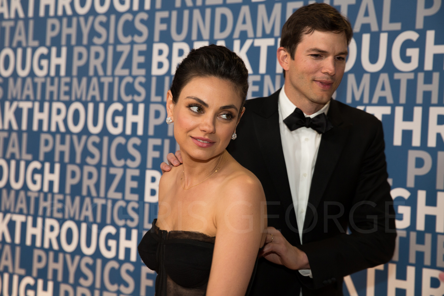 Mila Kunis and Ashton Kutcher, Breakthrough Prize, 2017