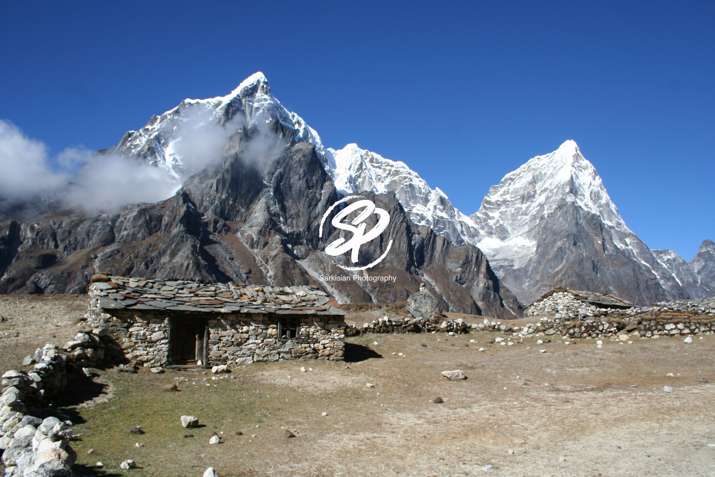 Taboche & Cholatse & stone house in Dusa