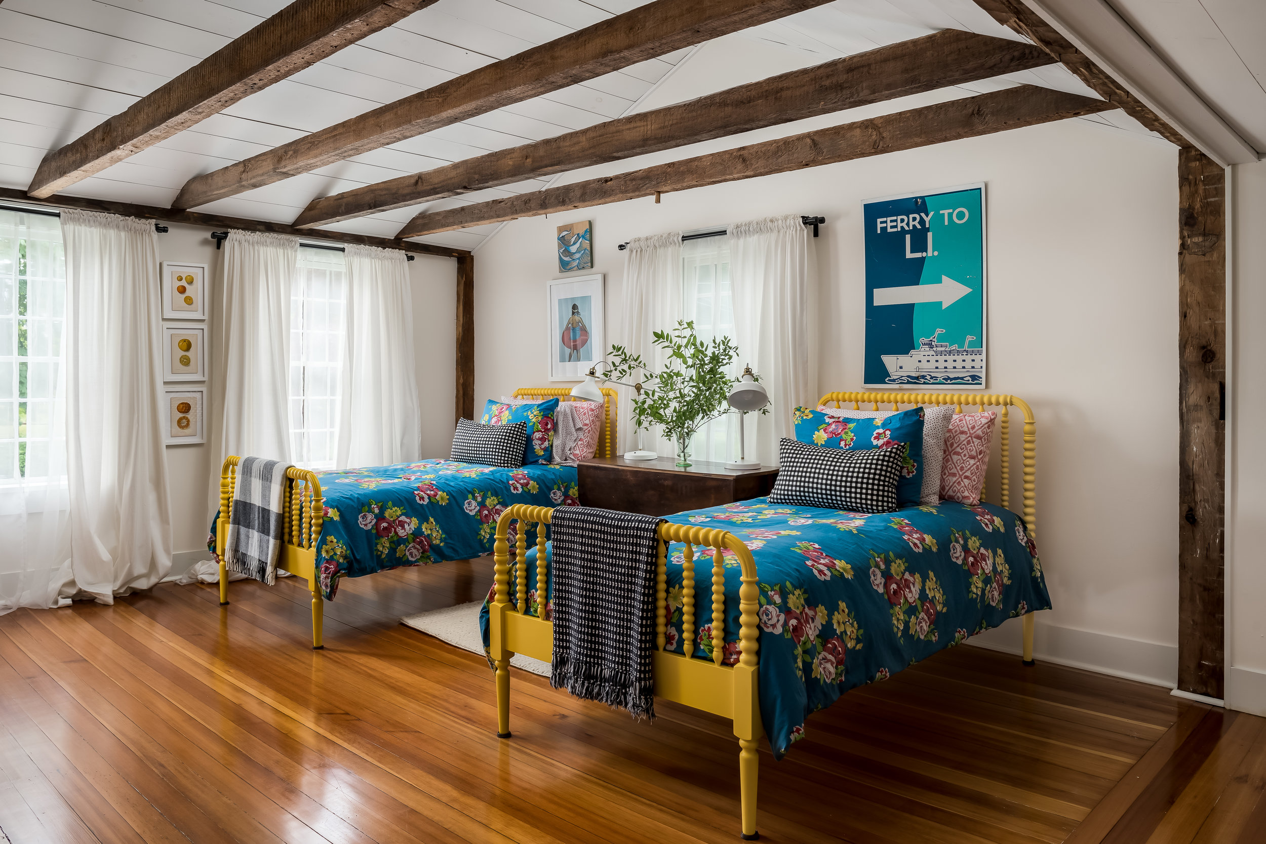 pix How To Decorate Cape Cod Bedroom cape cod interior design shoot