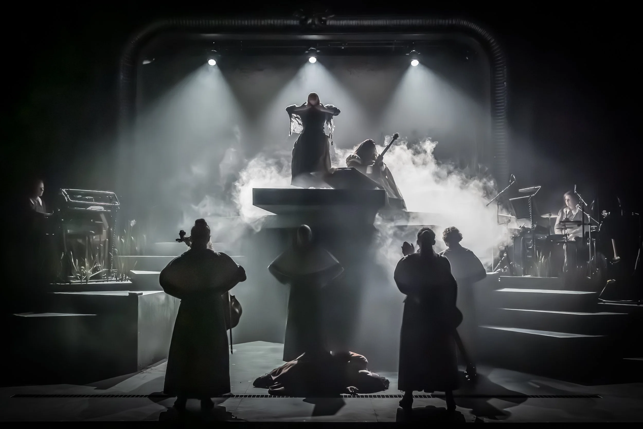 Coven (Kiln Theatre). Photographer Marc Brenner