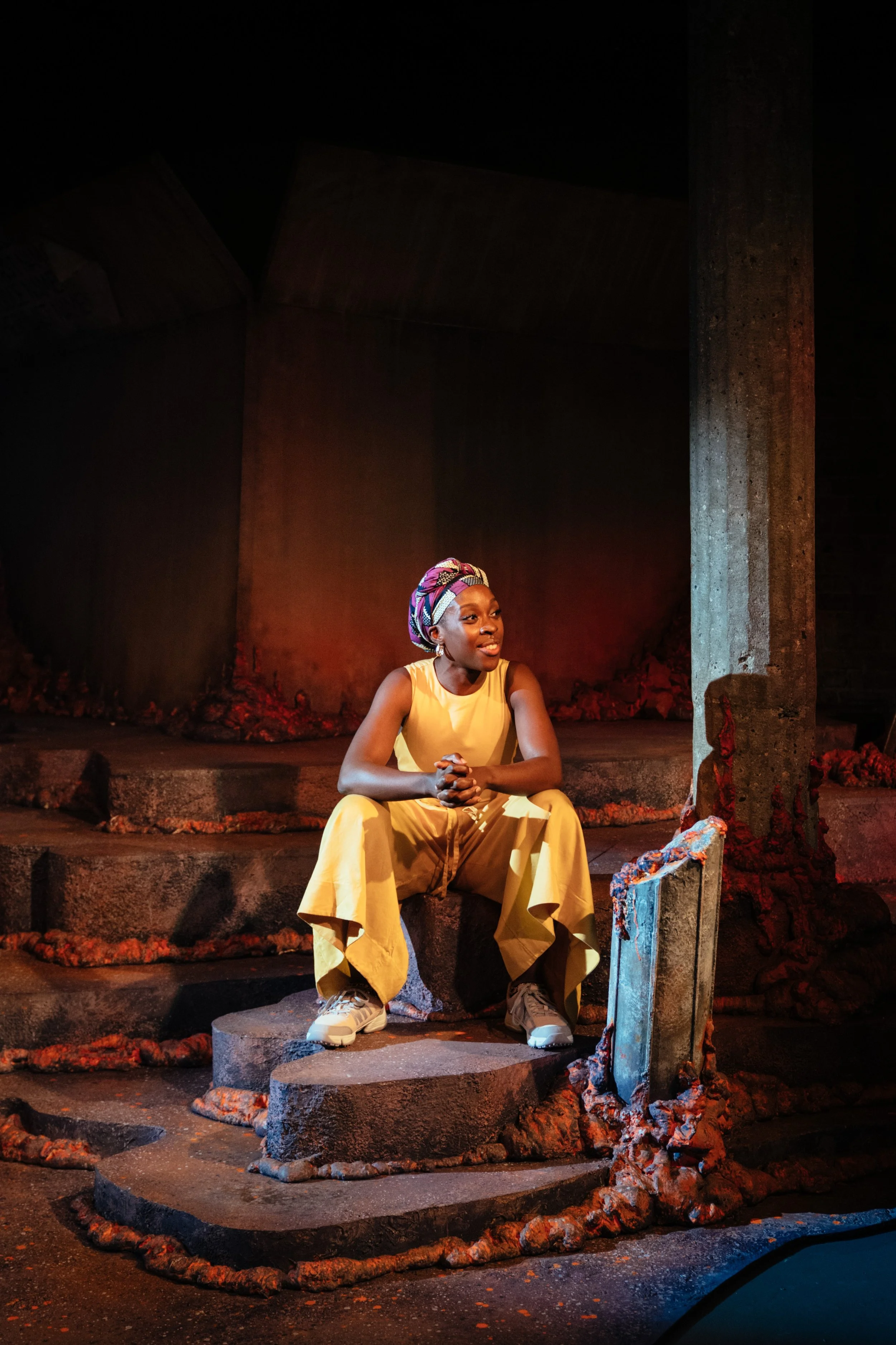 LAVA_Production_Helen Murray_9.JPG