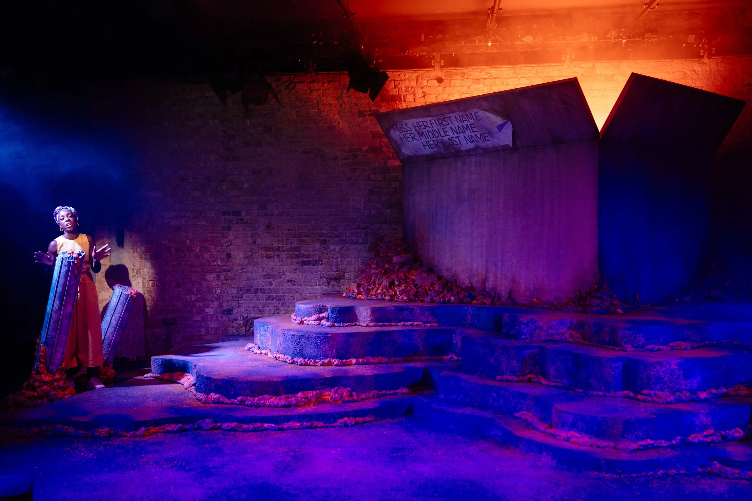 LAVA_Production_Helen Murray_128.JPG