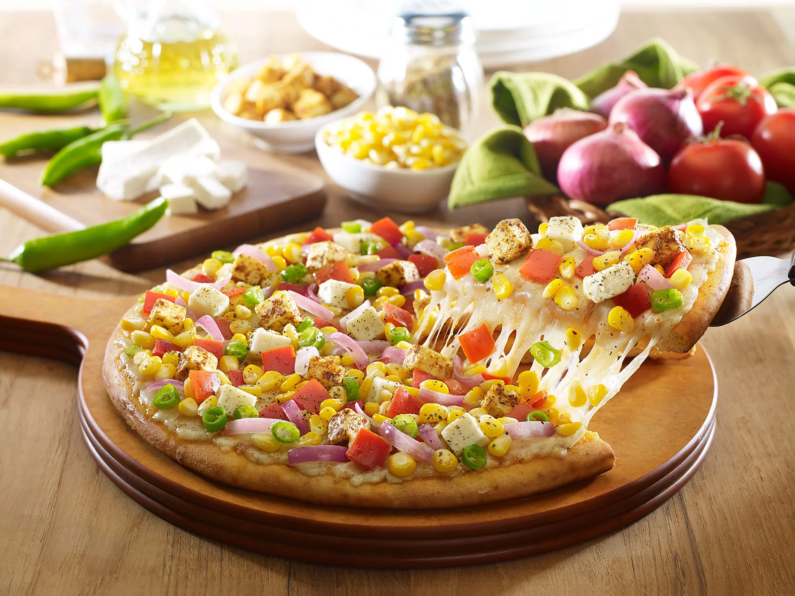 Shirish-Sen_Pizza-Hut_VegExtra_Cheese-Pull.jpg