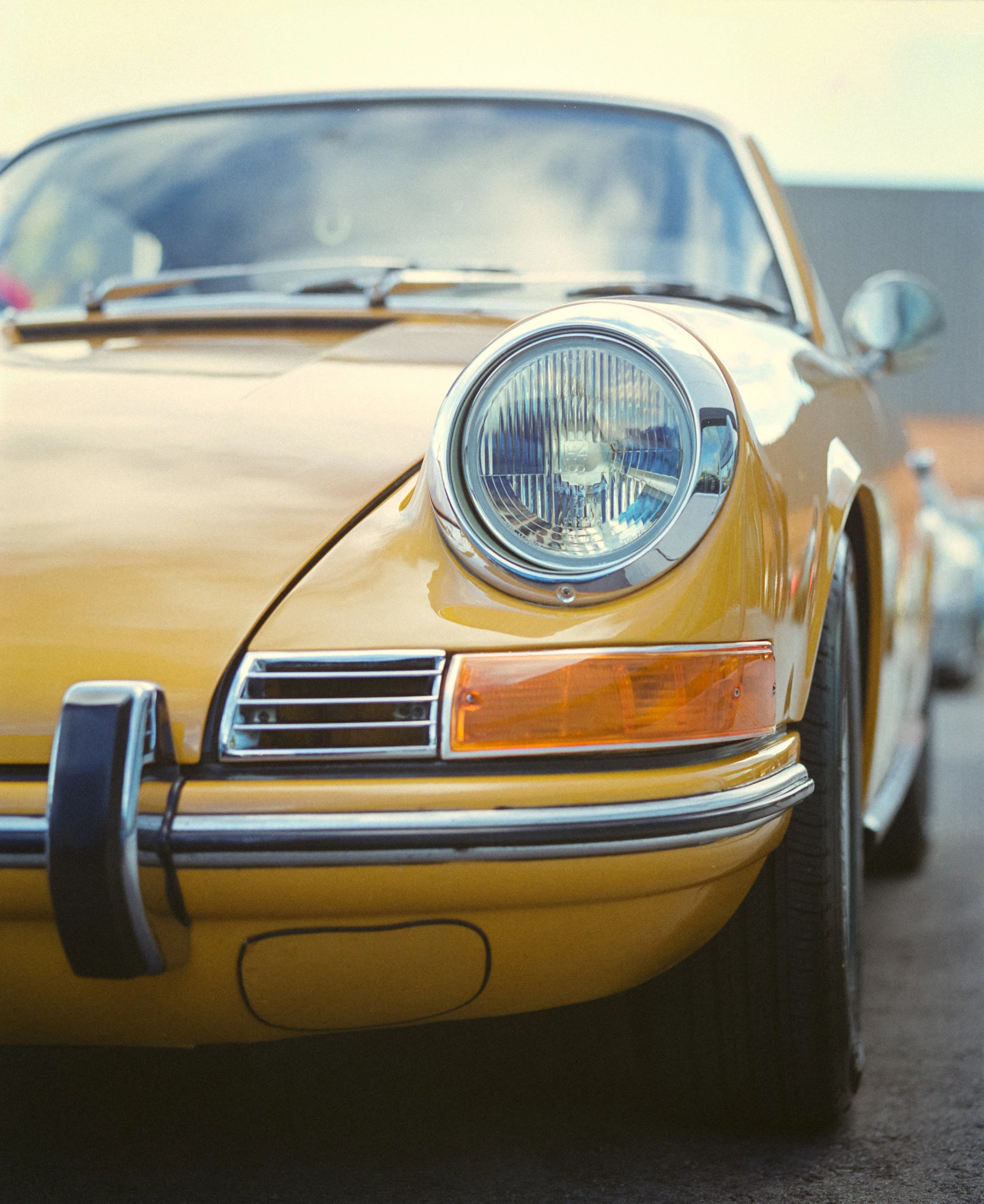 911T