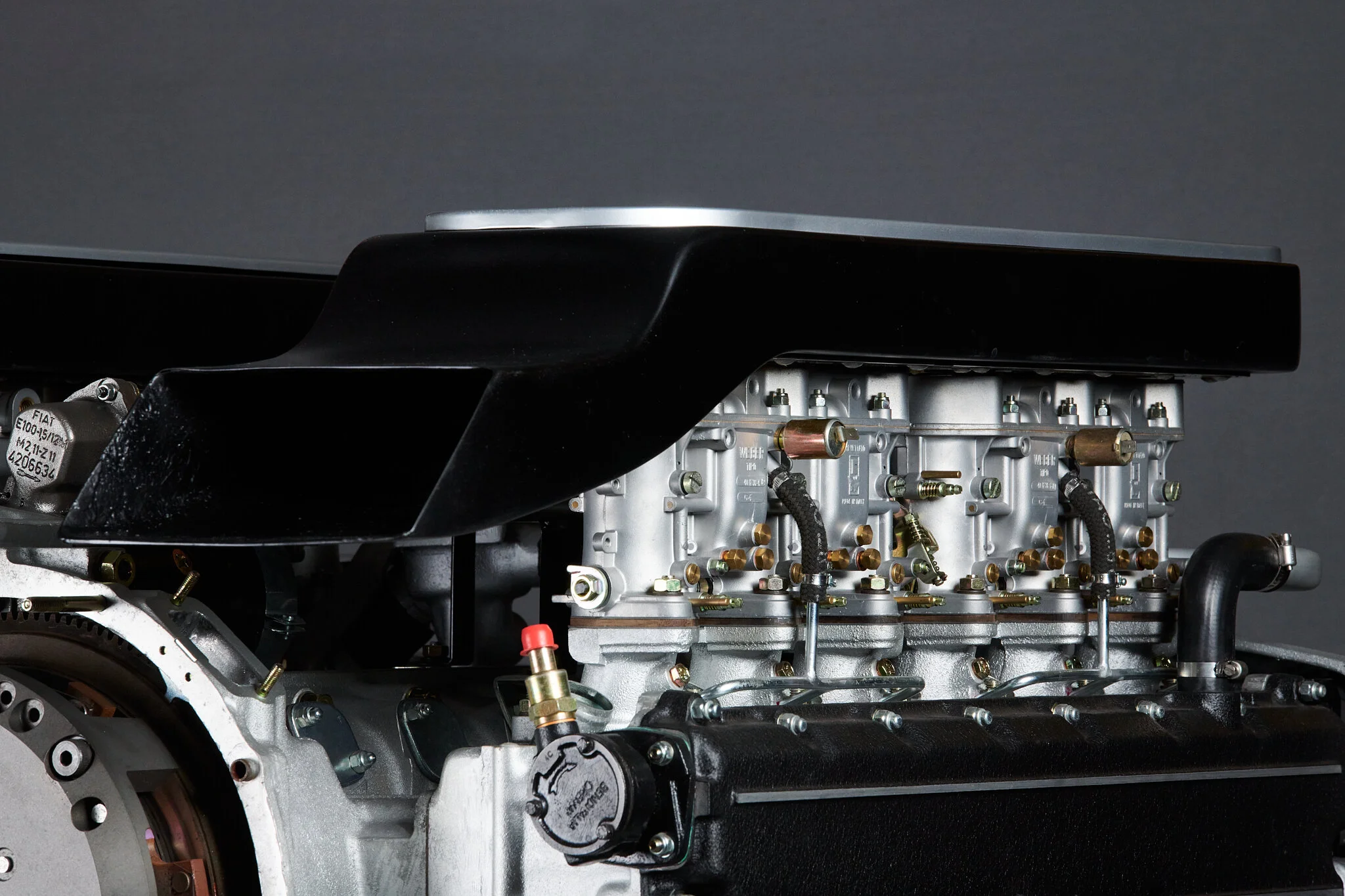 21-01 512BB Engine Ed10.jpg