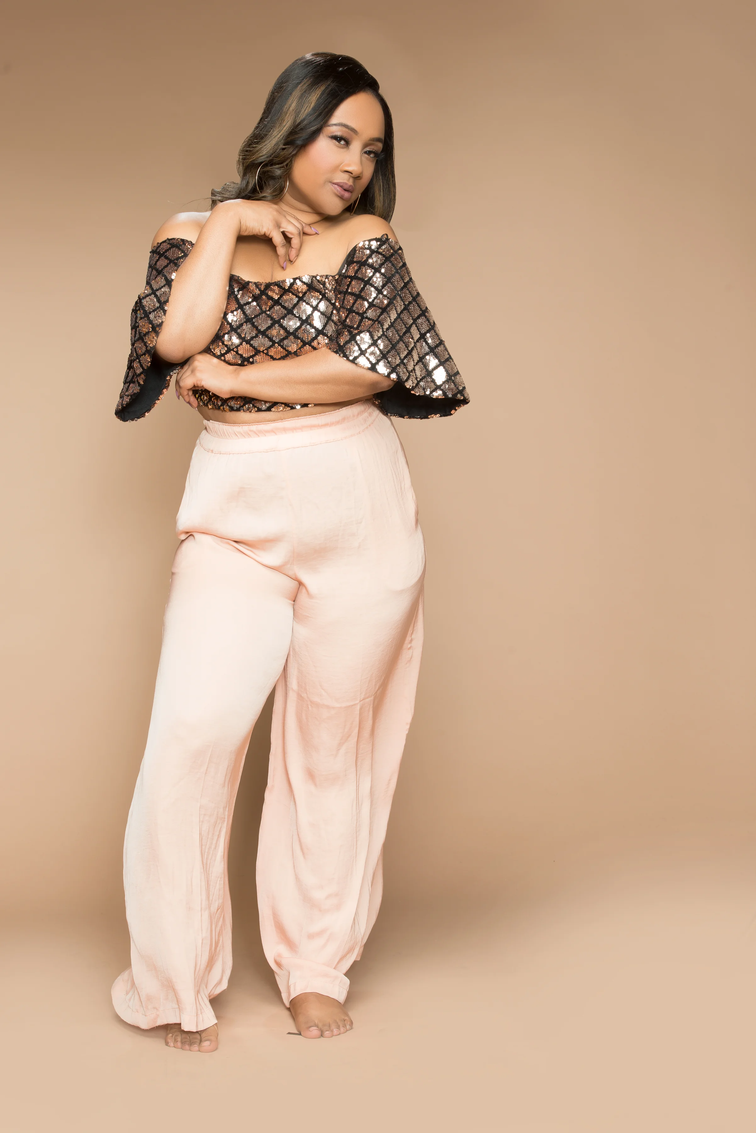 ISA PINK PANTS STAND.jpg