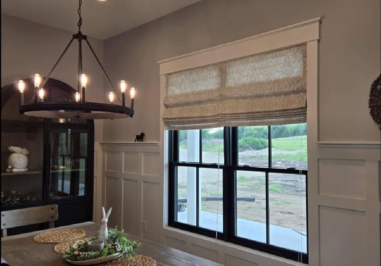 Kansas- Inside mounted dining shades