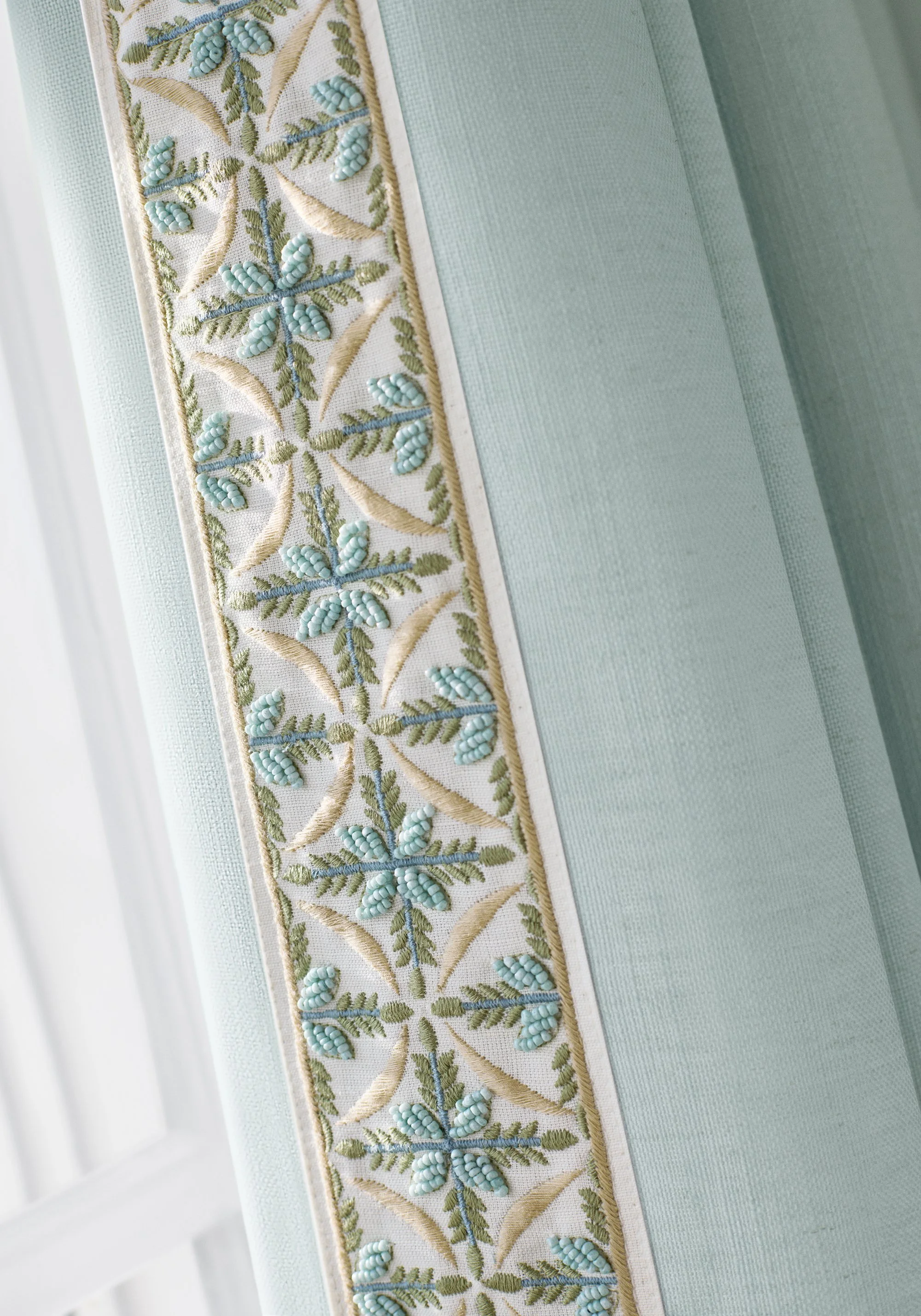 Belvedere-LeilaTapeTRIM-aqua-willow-PallisadeLinenFAB-willow.jpg