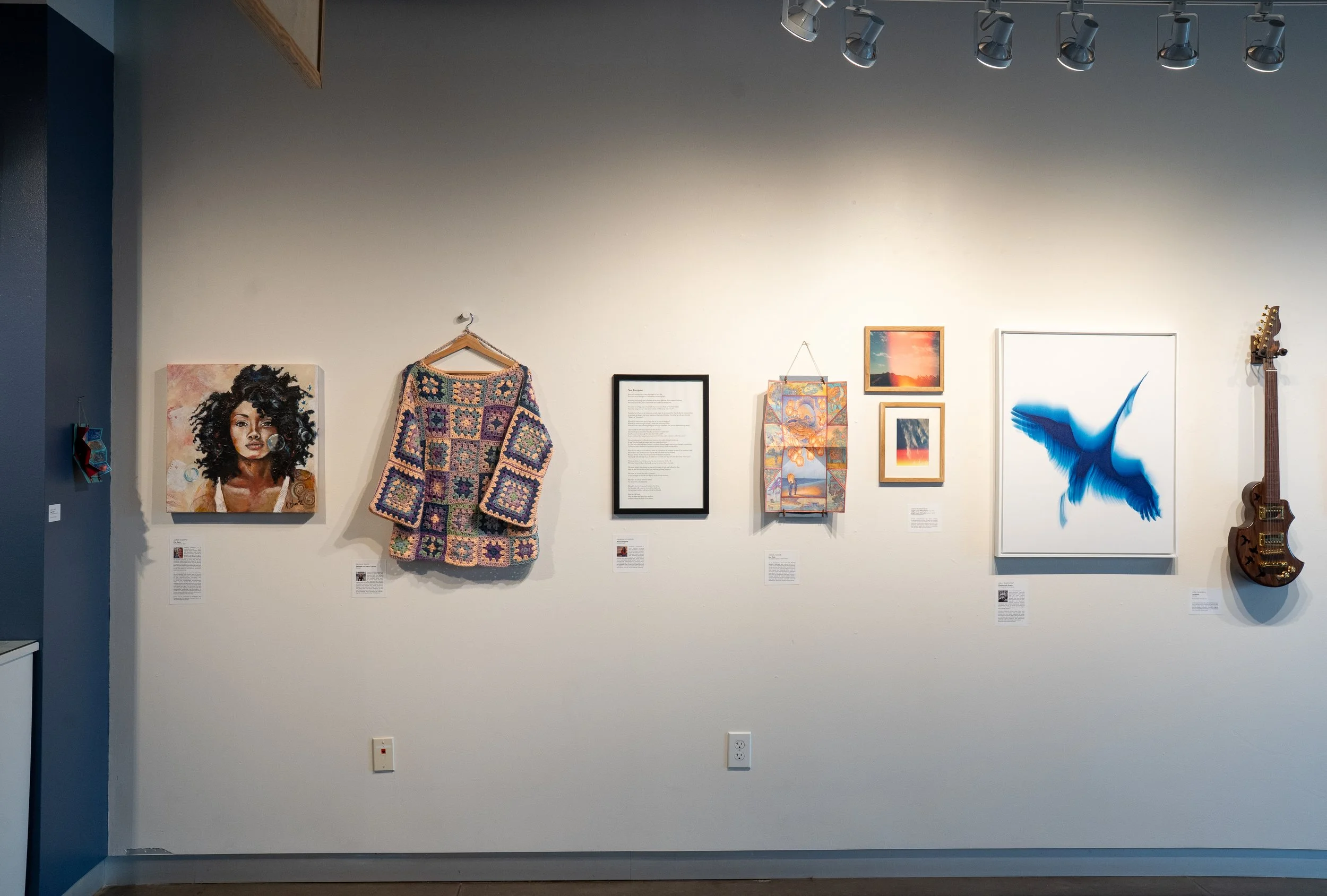 showcase26_gallery_install-20.jpg
