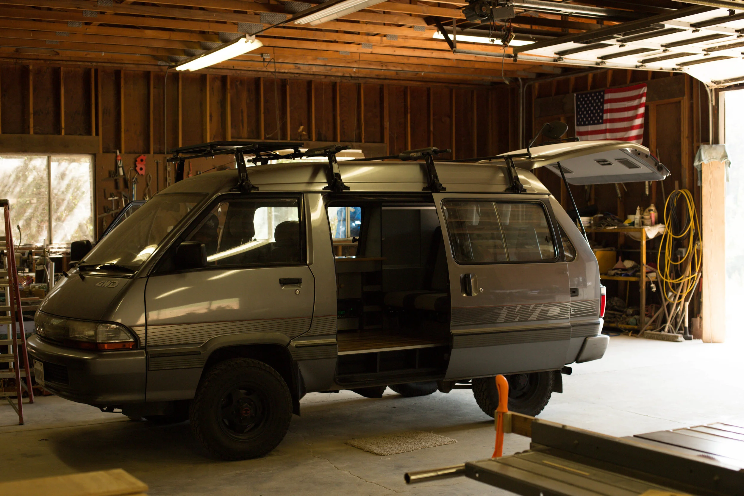 L I T T L E K N I G H T