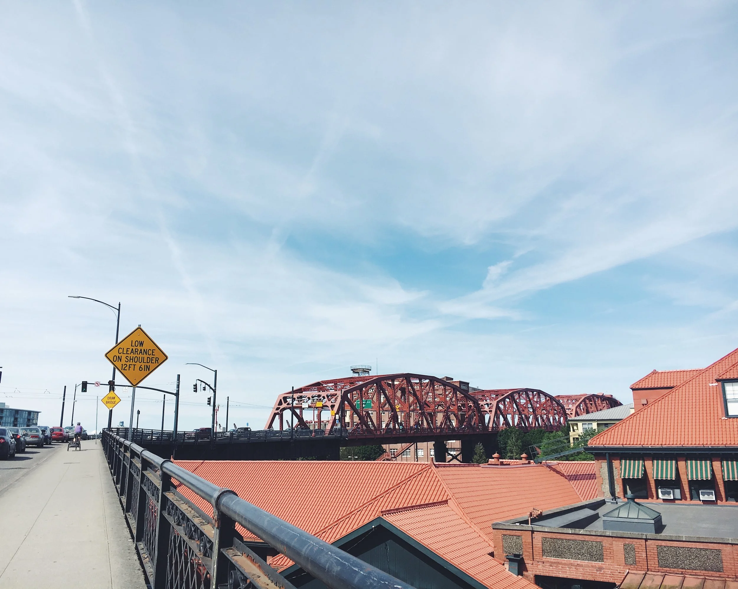 Just before I sprinted up hill across Portland's broadway bridge on my way out of downtown. Biking was fun this day.