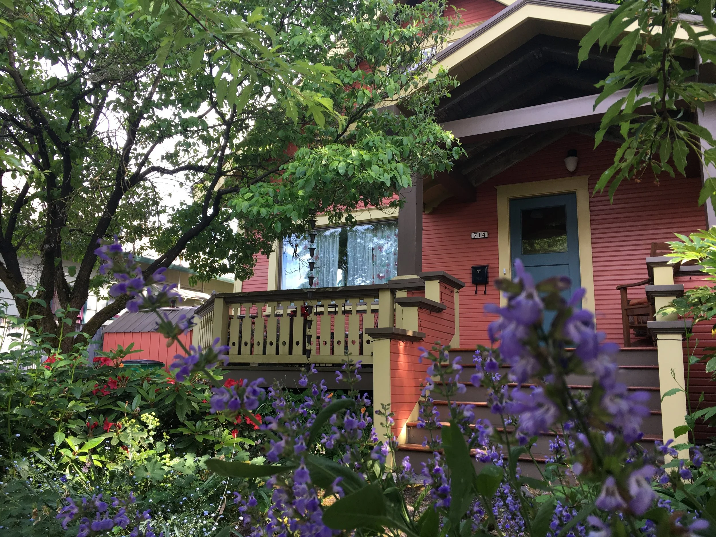The red house (my cute Airbnb).