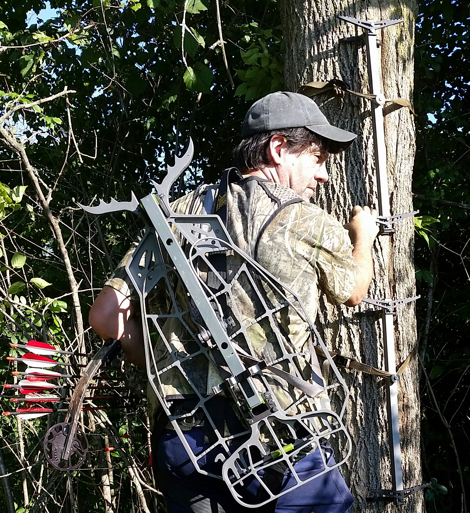 Being able to be mobile plays a large part in Dan's success hunting bedding areas. 