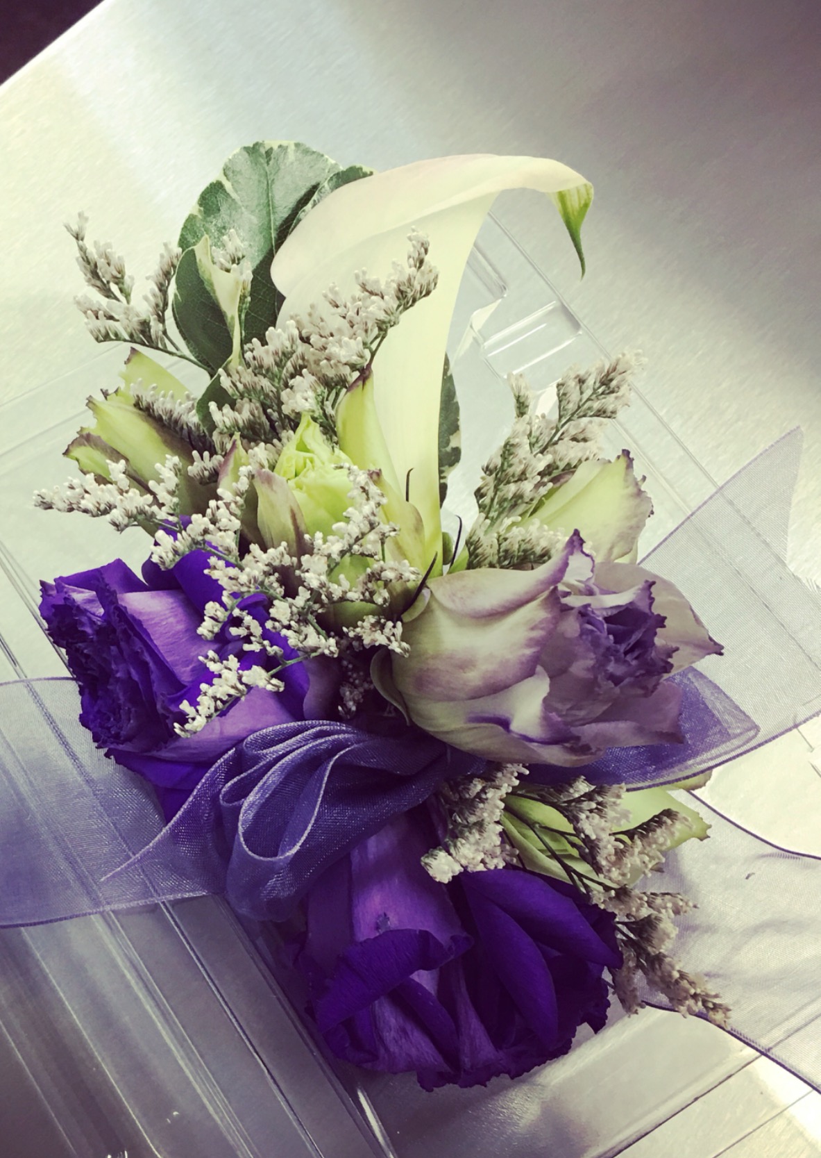 boutonniere.jpg