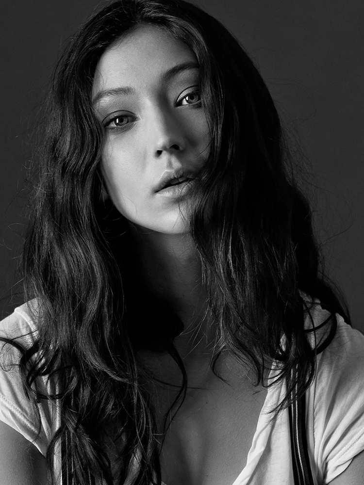 S1-kelly-geddes_valentina_chic_4.jpg